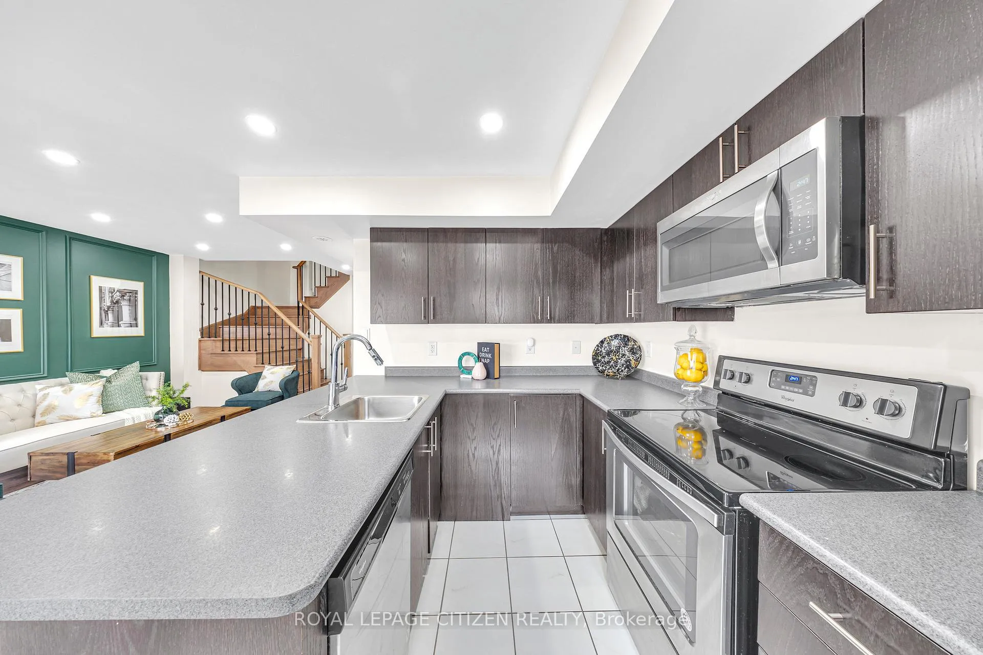 Photo 8 of Unit 911, 2 Blanche Lane, Markham, Cornell — HOMEH