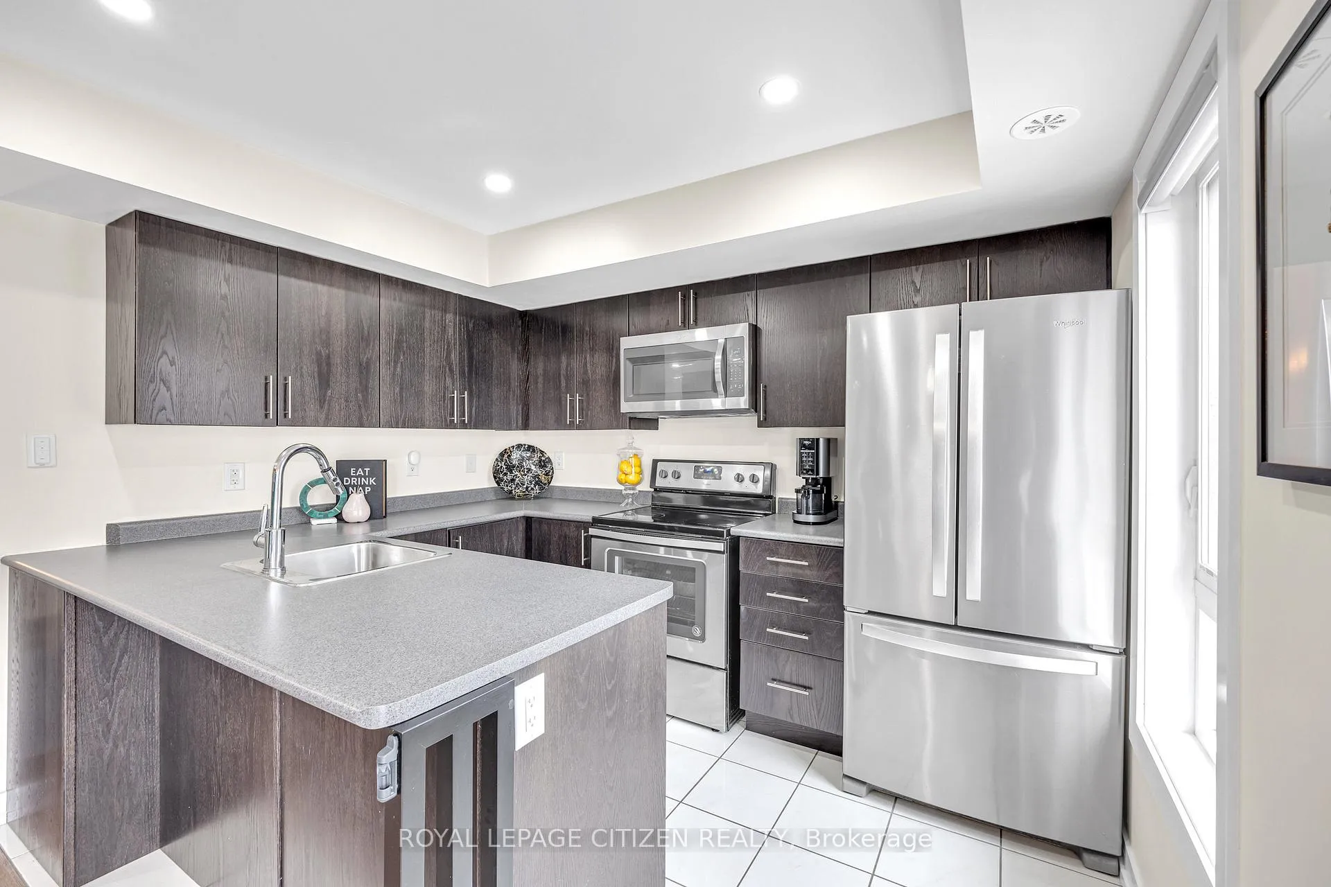 Photo 9 of Unit 911, 2 Blanche Lane, Markham, Cornell — HOMEH