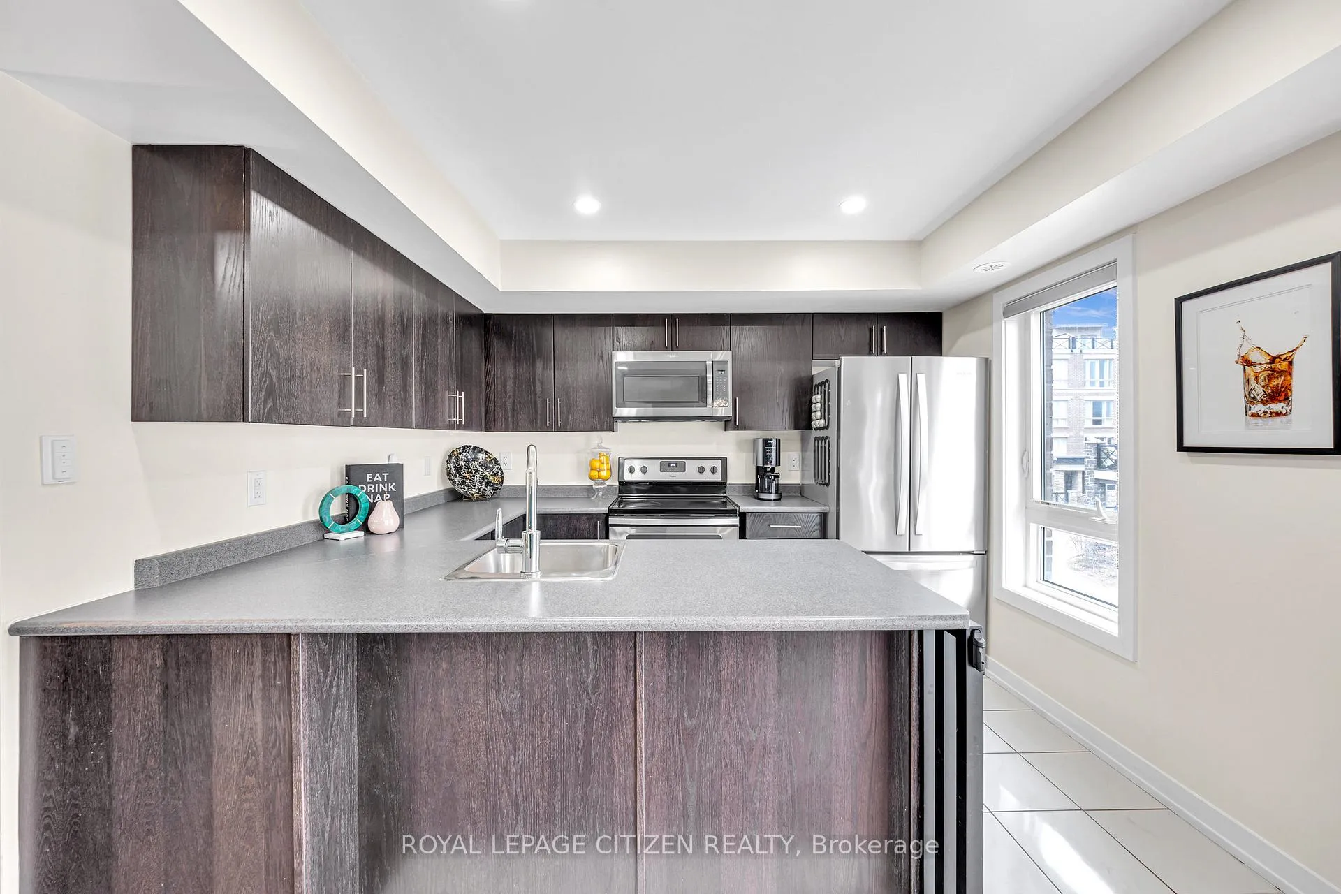 Photo 10 of Unit 911, 2 Blanche Lane, Markham, Cornell — HOMEH