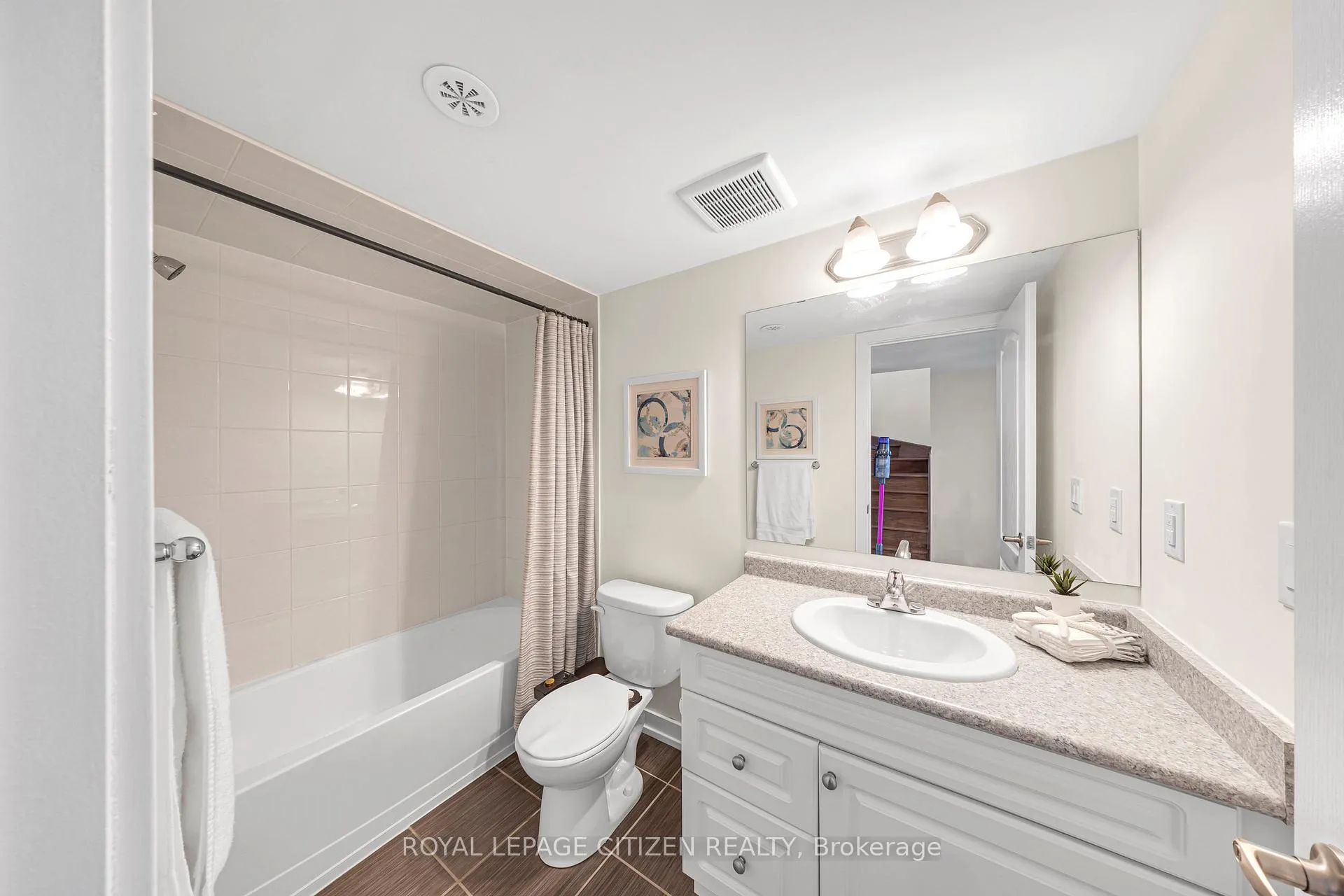 Photo 18 of Unit 911, 2 Blanche Lane, Markham, Cornell — HOMEH
