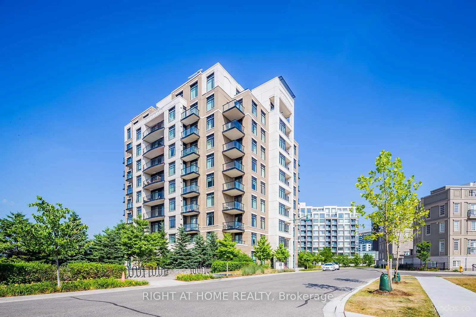 Photo 1 of Unit 316, 111 Upper Duke Crescent, Markham, Unionville — HOMEH