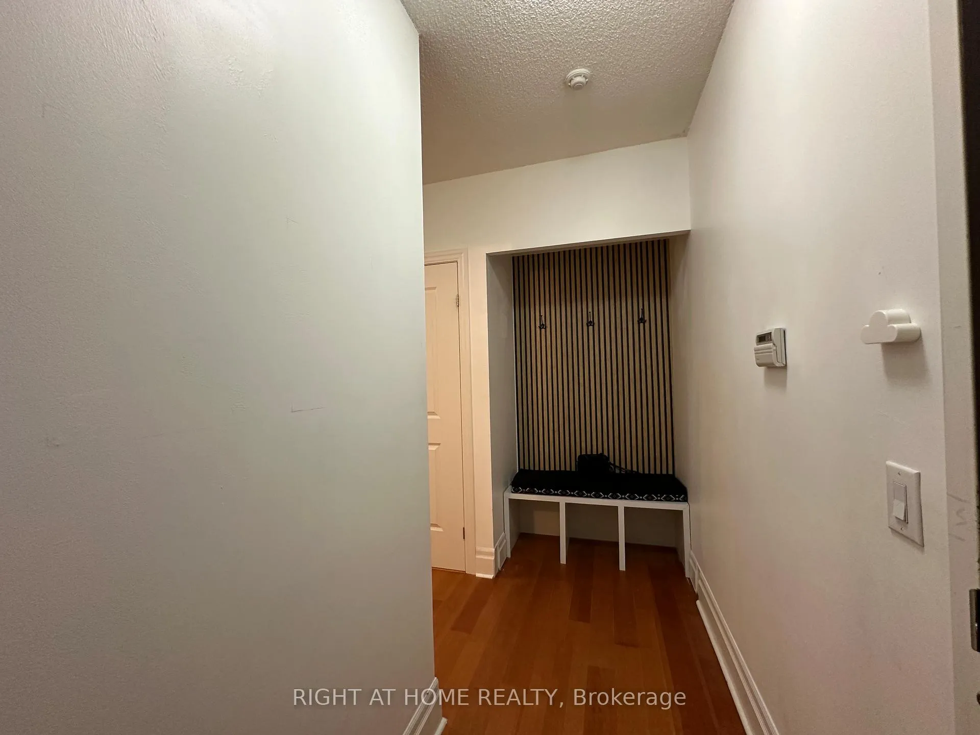 Photo 2 of Unit 316, 111 Upper Duke Crescent, Markham, Unionville — HOMEH