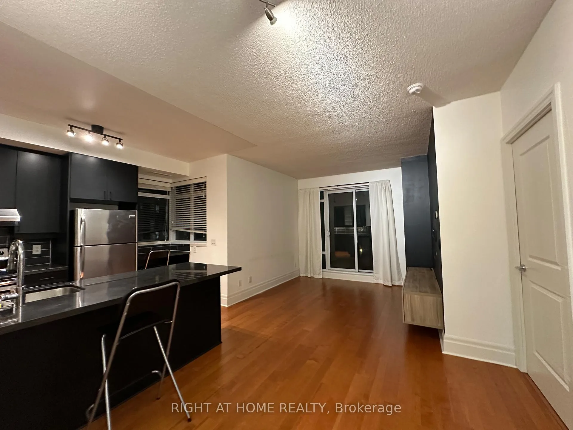 Photo 14 of Unit 316, 111 Upper Duke Crescent, Markham, Unionville — HOMEH