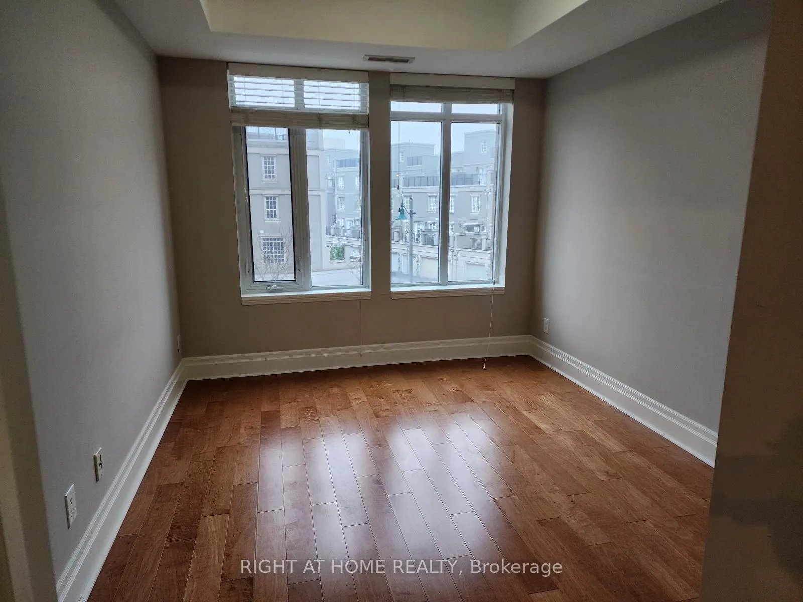 Photo 15 of Unit 316, 111 Upper Duke Crescent, Markham, Unionville — HOMEH