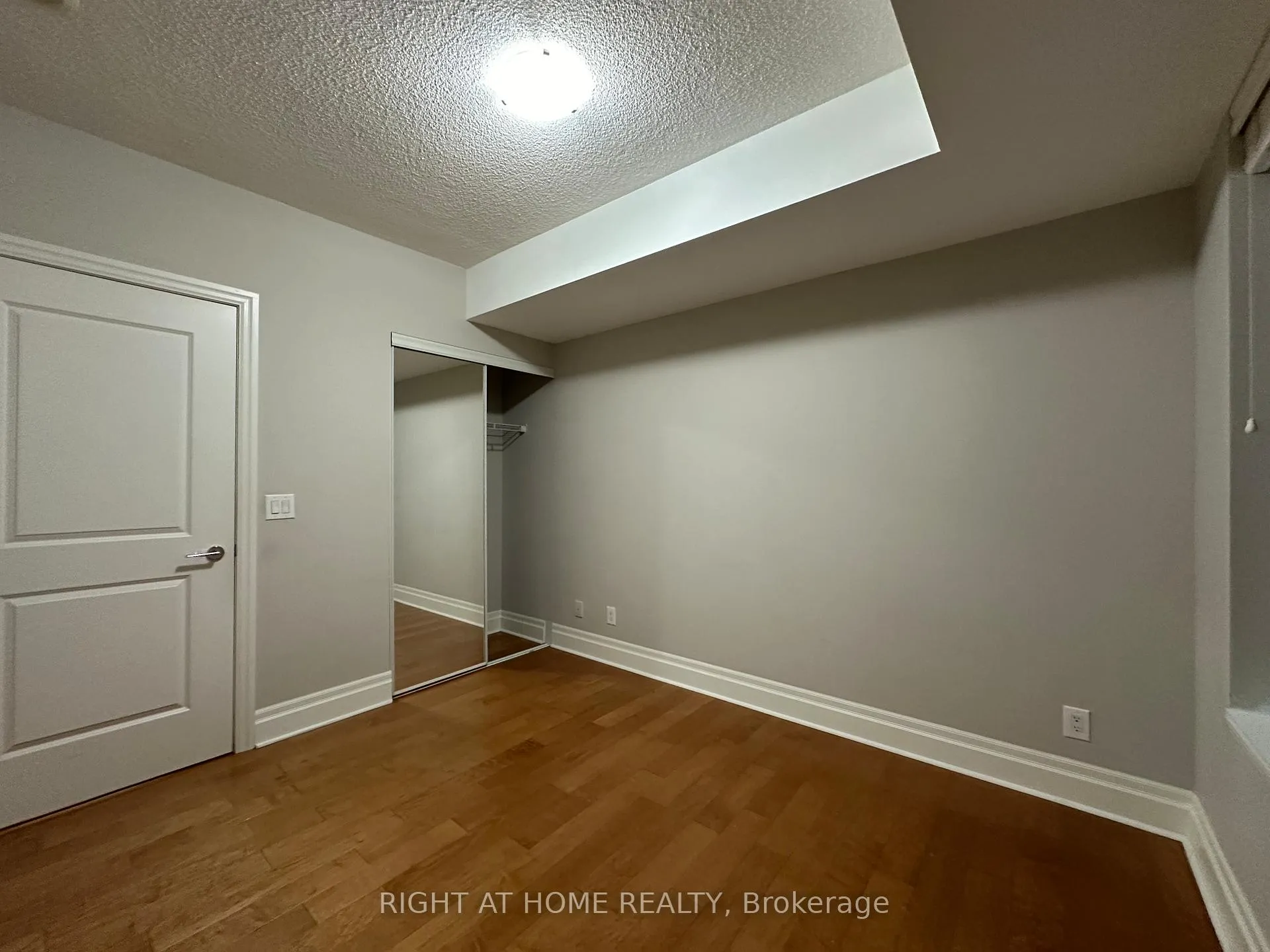 Photo 20 of Unit 316, 111 Upper Duke Crescent, Markham, Unionville — HOMEH