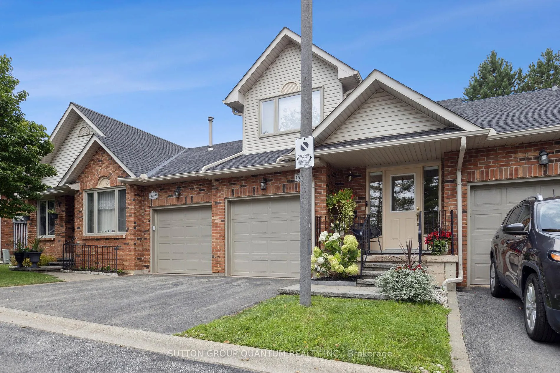Photo 1 of Unit 11, 78 Pirie Drive, Hamilton, Dundas — HOMEH