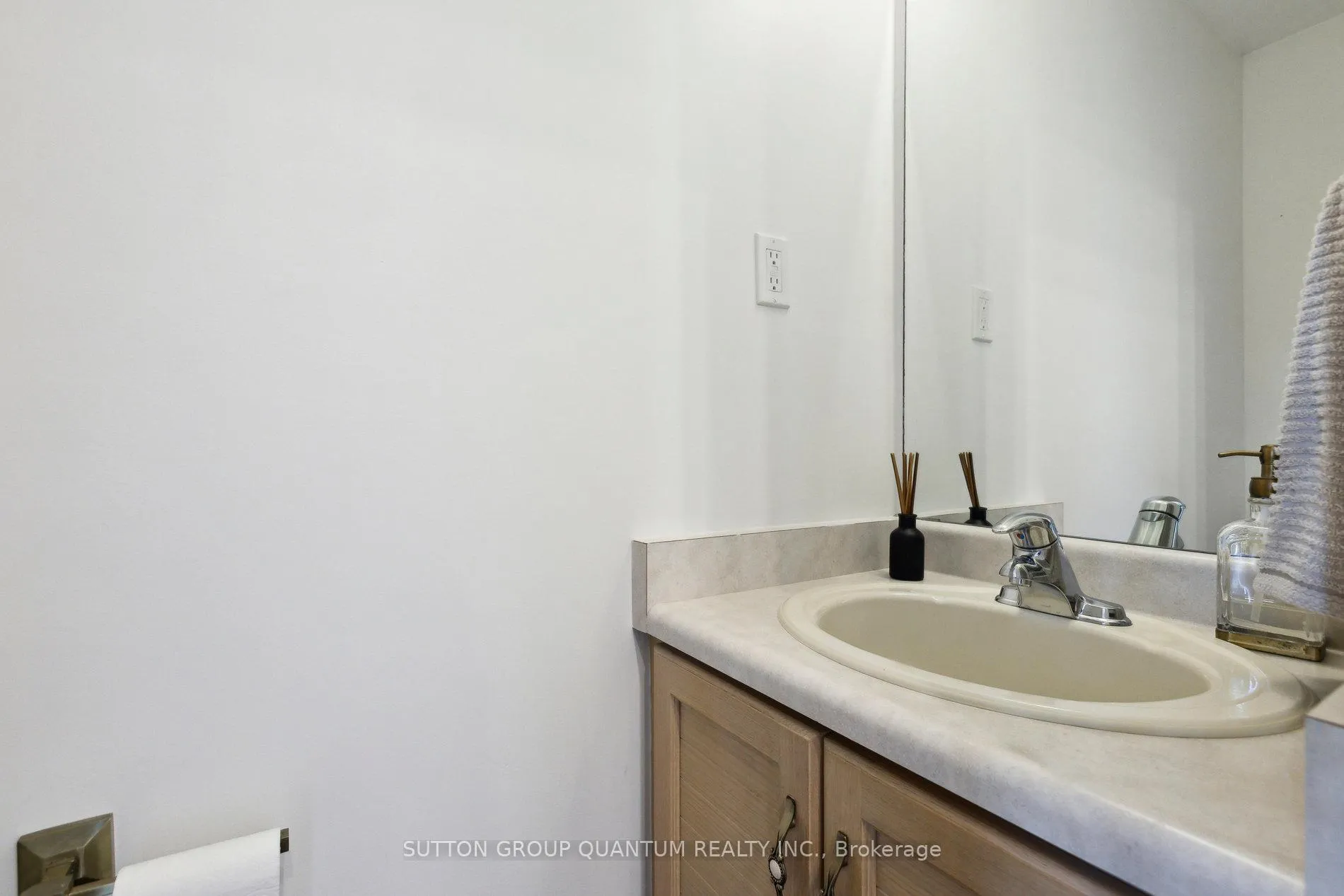 Photo 25 of Unit 11, 78 Pirie Drive, Hamilton, Dundas — HOMEH