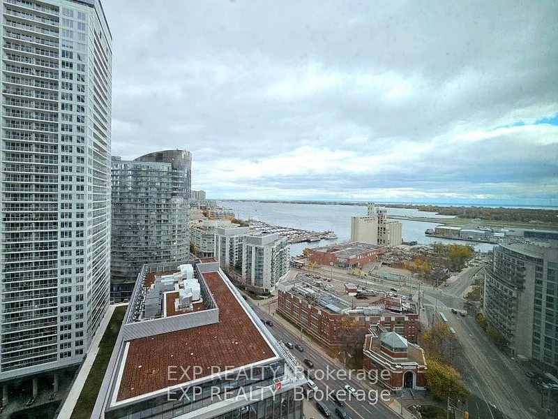 Photo 6 of Unit 2402, 600 Fleet Street, Toronto, Niagara — HOMEH