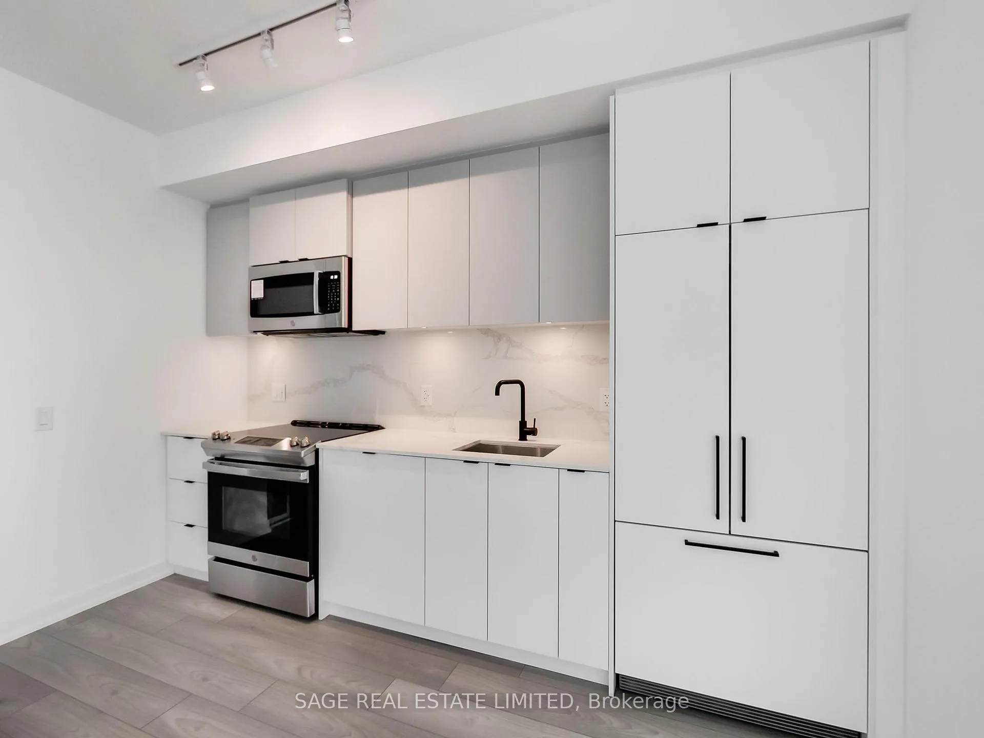 Photo 23 of Unit 919, 285 Dufferin Street, Toronto, South Parkdale — HOMEH