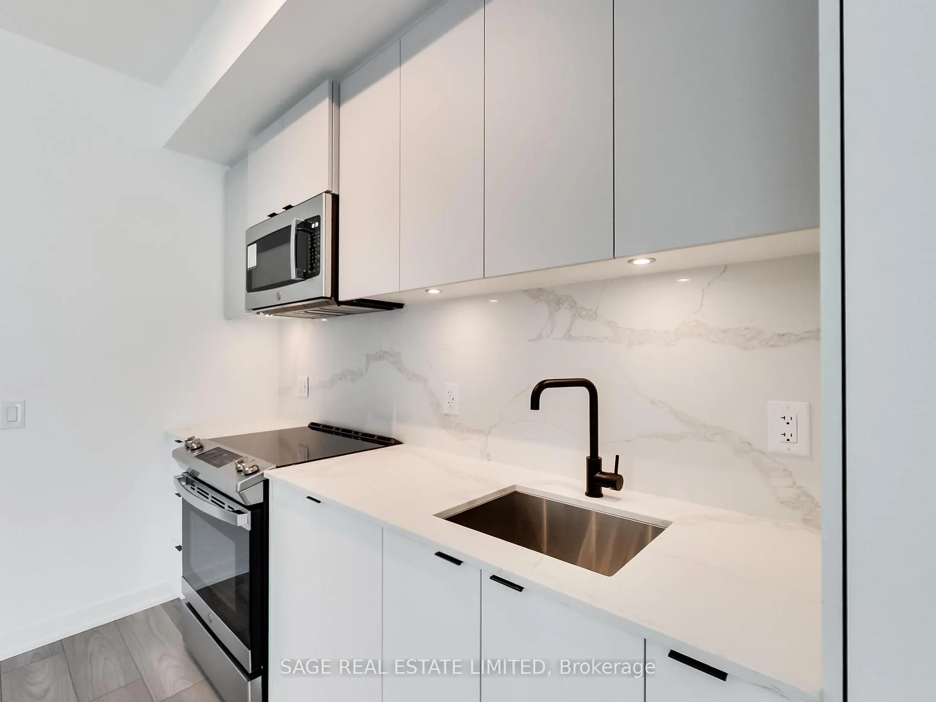 Photo 24 of Unit 919, 285 Dufferin Street, Toronto, South Parkdale — HOMEH