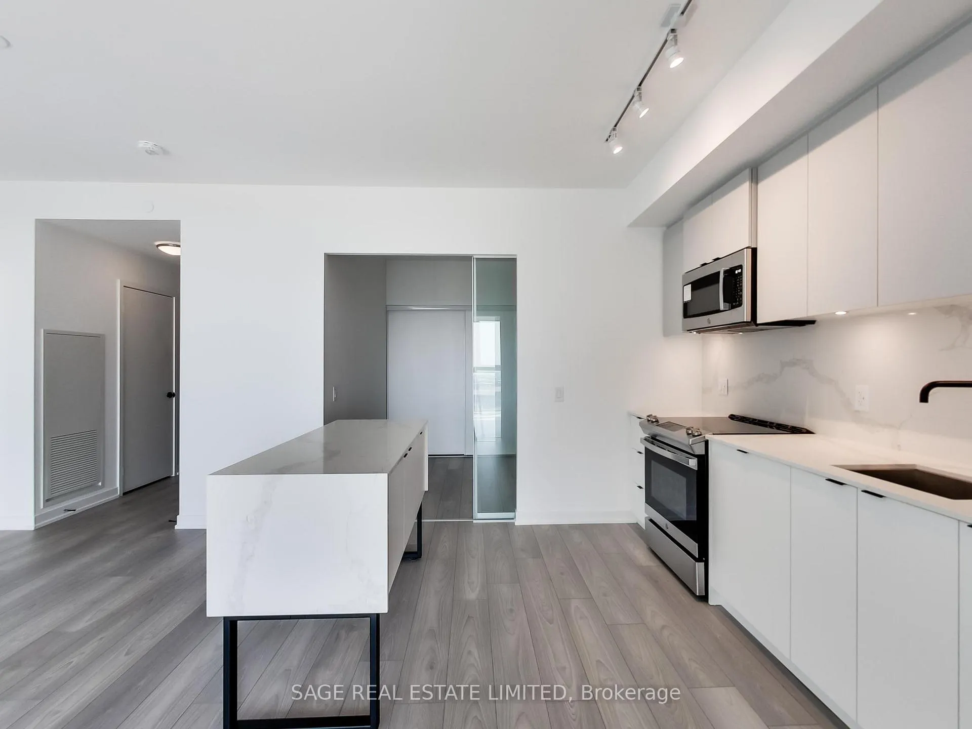 Photo 25 of Unit 919, 285 Dufferin Street, Toronto, South Parkdale — HOMEH