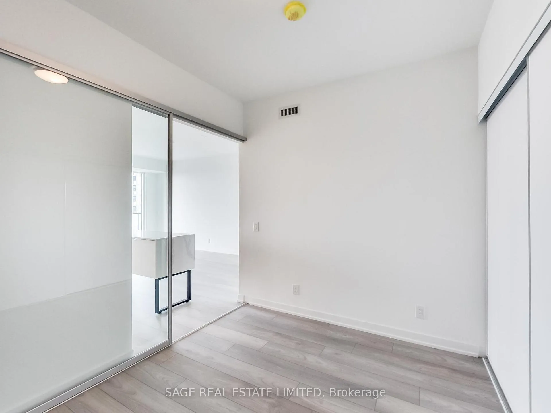 Photo 27 of Unit 919, 285 Dufferin Street, Toronto, South Parkdale — HOMEH
