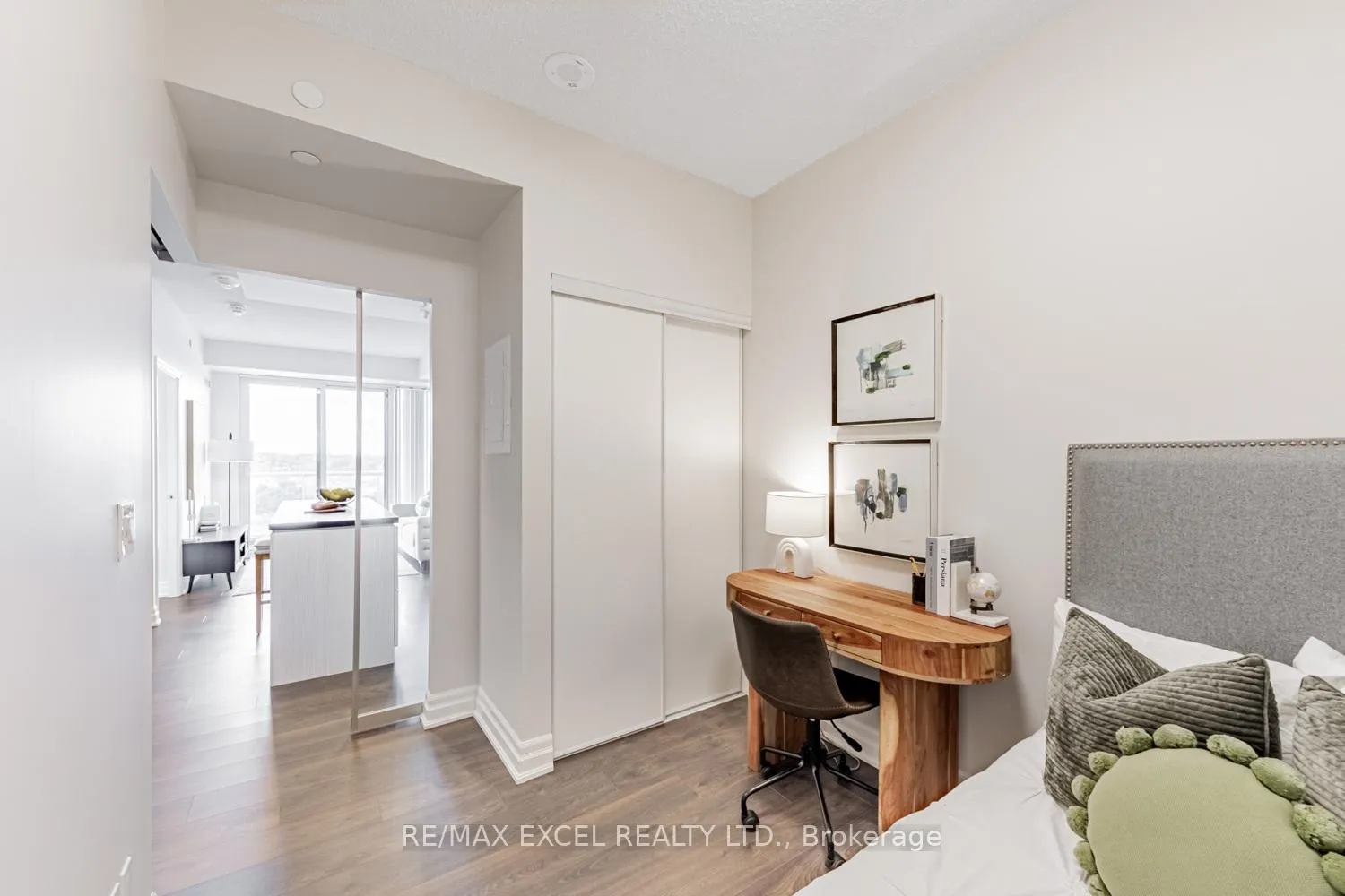 Photo 16 of Unit 1101, 8 Rouge Valley Drive W, Markham, Unionville — HOMEH