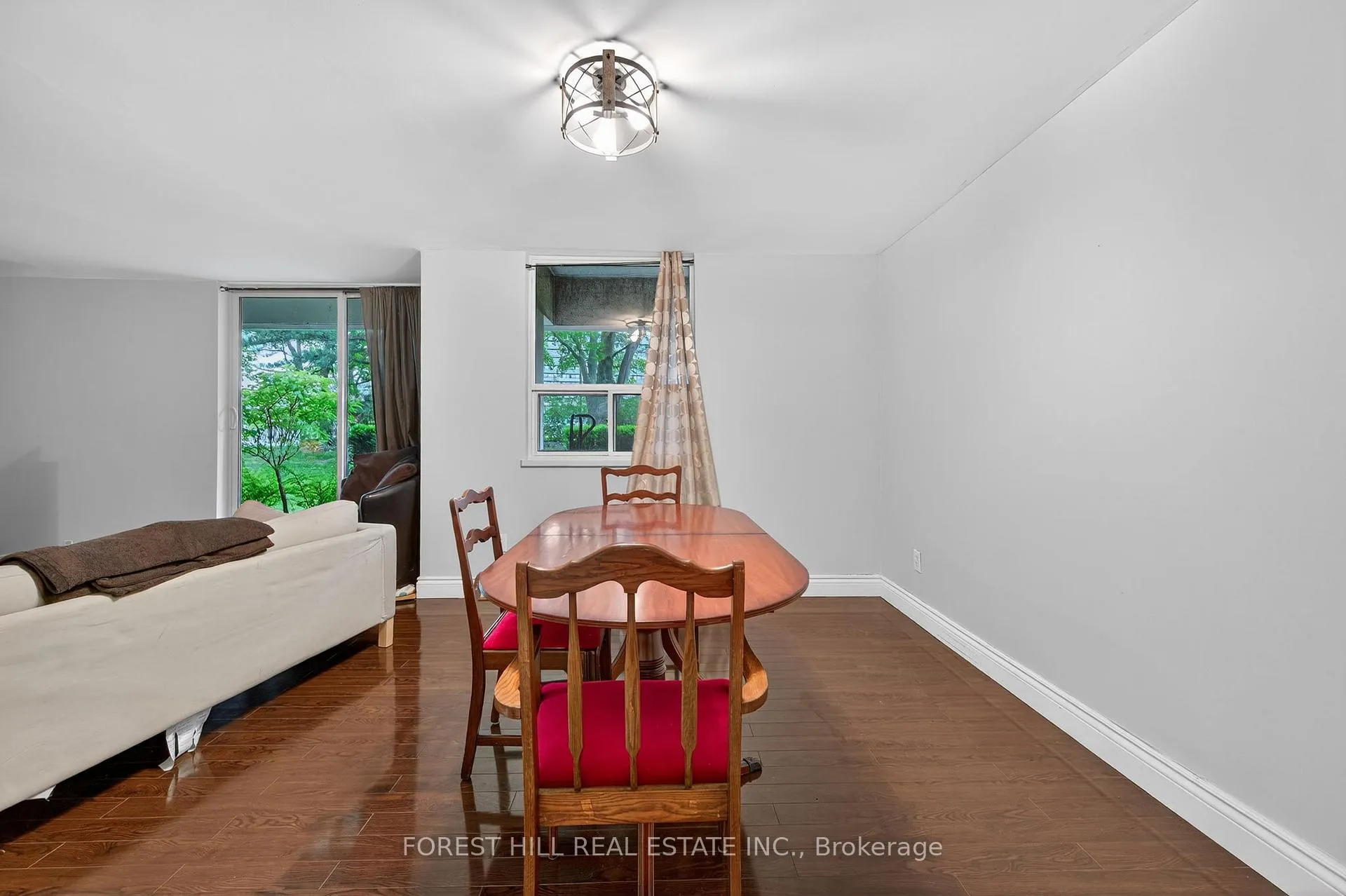 Photo 8 of Unit 102, 1 Royal Orchard Boulevard, Markham, Royal Orchard — HOMEH