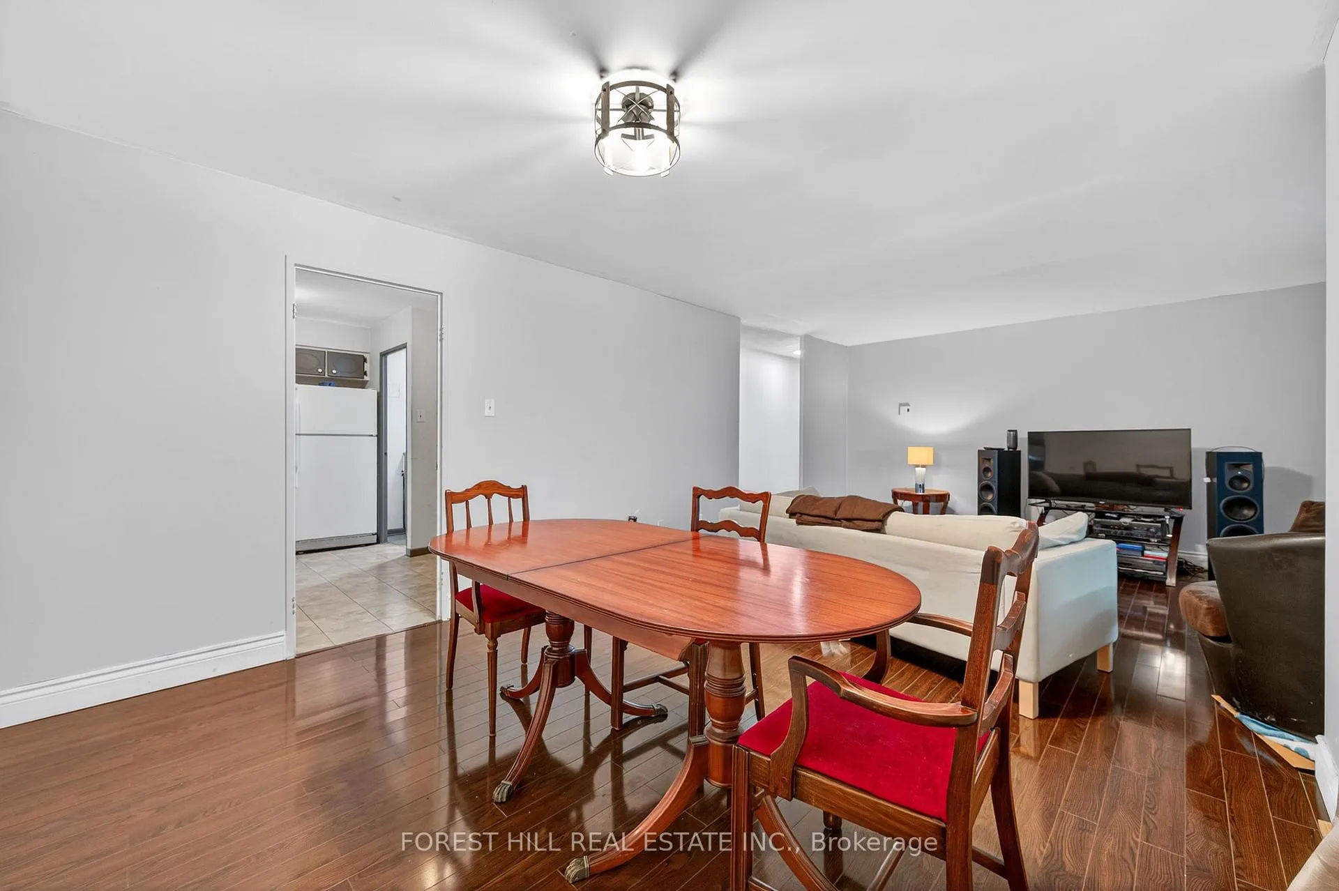 Photo 13 of Unit 102, 1 Royal Orchard Boulevard, Markham, Royal Orchard — HOMEH