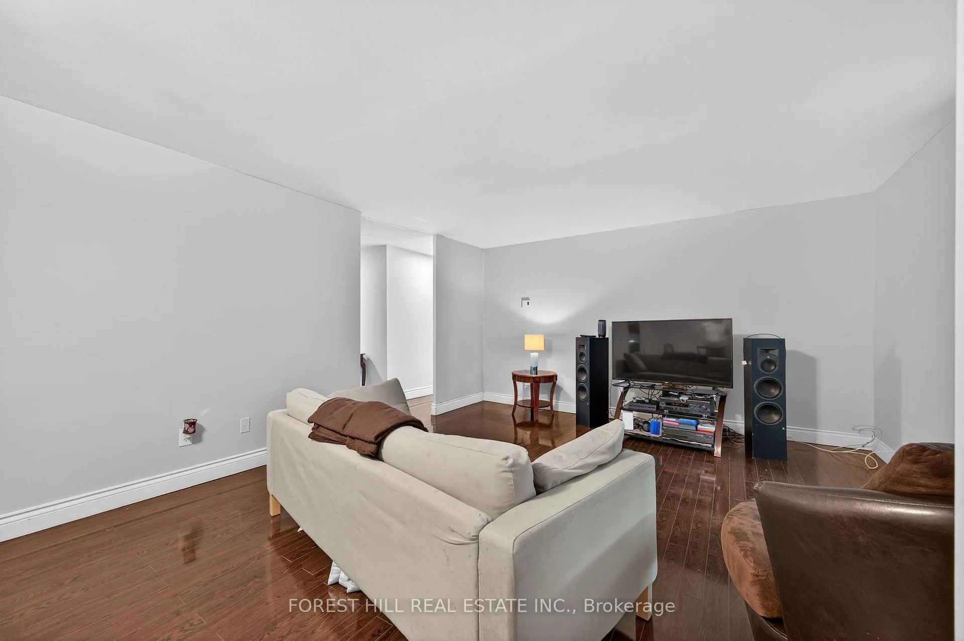 Photo 17 of Unit 102, 1 Royal Orchard Boulevard, Markham, Royal Orchard — HOMEH