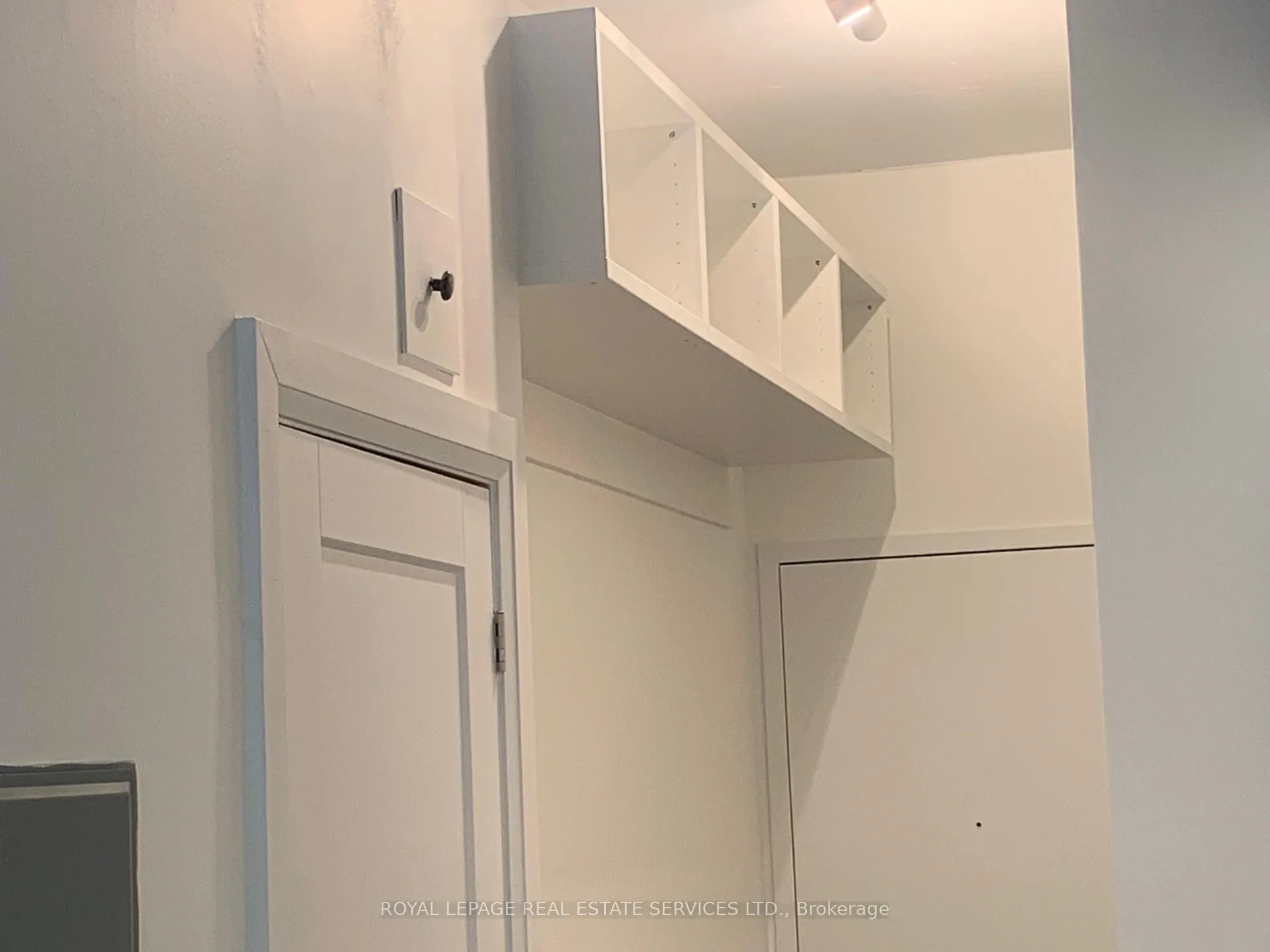 Photo 9 of Unit 201, 369 Sorauren Avenue, Toronto, Roncesvalles — HOMEH