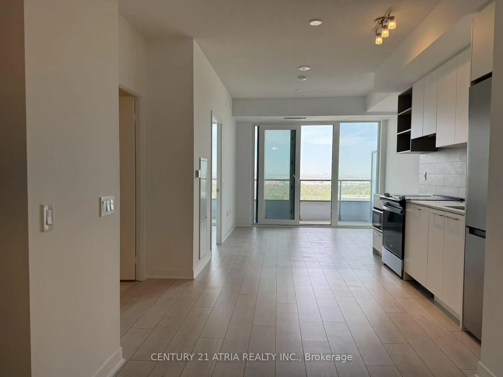 Photo 2 of Unit 2402, 260 Malta Avenue, Brampton, Fletcher's Creek South — HOMEH