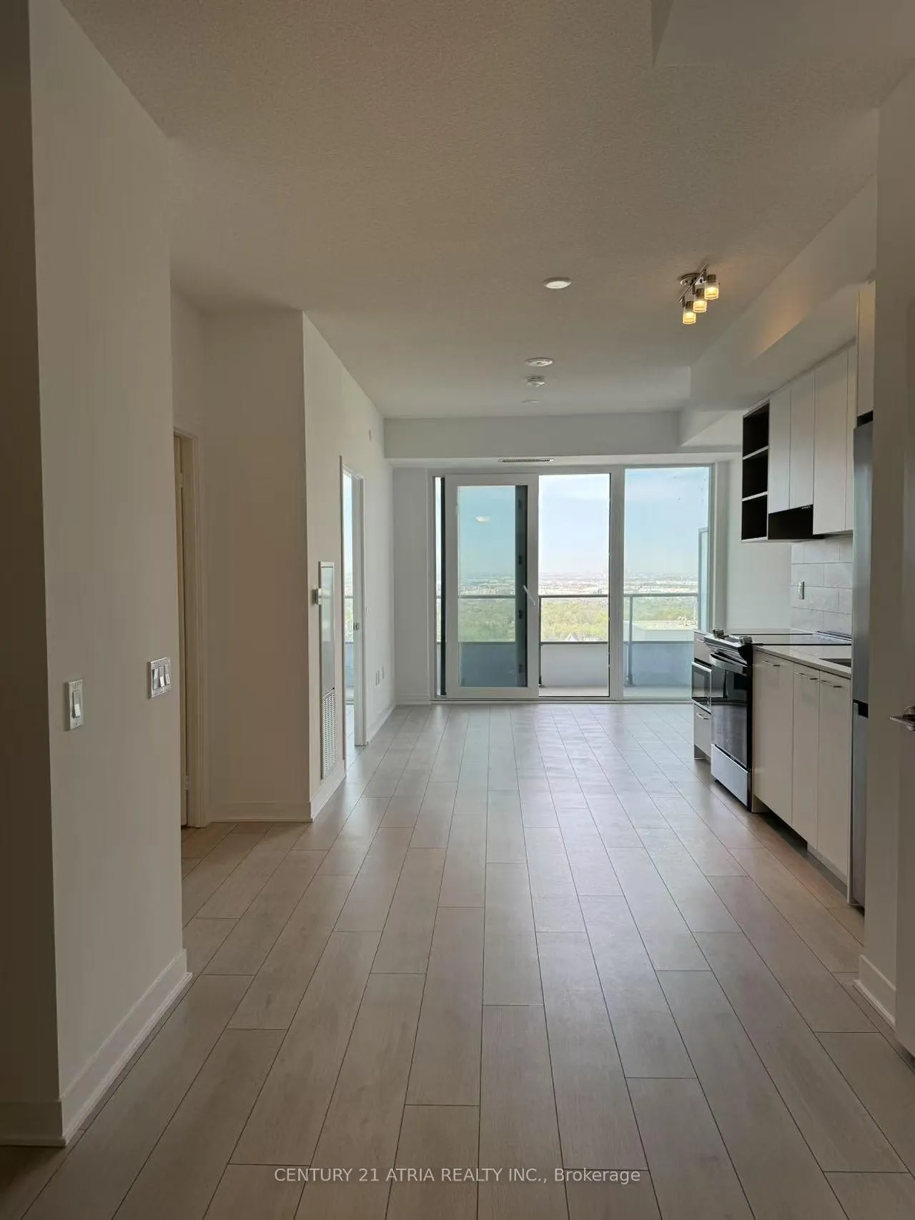 Photo 3 of Unit 2402, 260 Malta Avenue, Brampton, Fletcher's Creek South — HOMEH