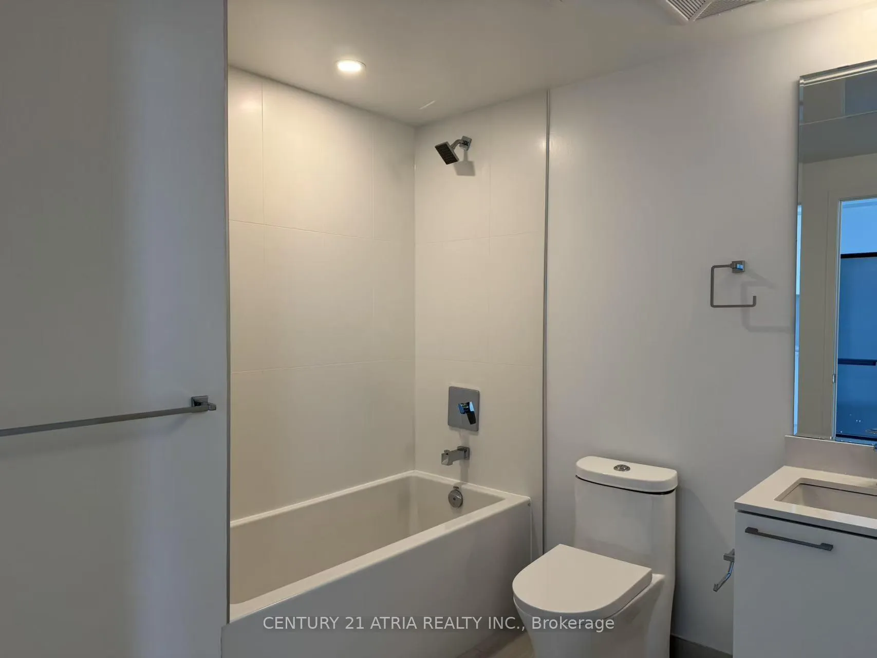 Photo 6 of Unit 2402, 260 Malta Avenue, Brampton, Fletcher's Creek South — HOMEH