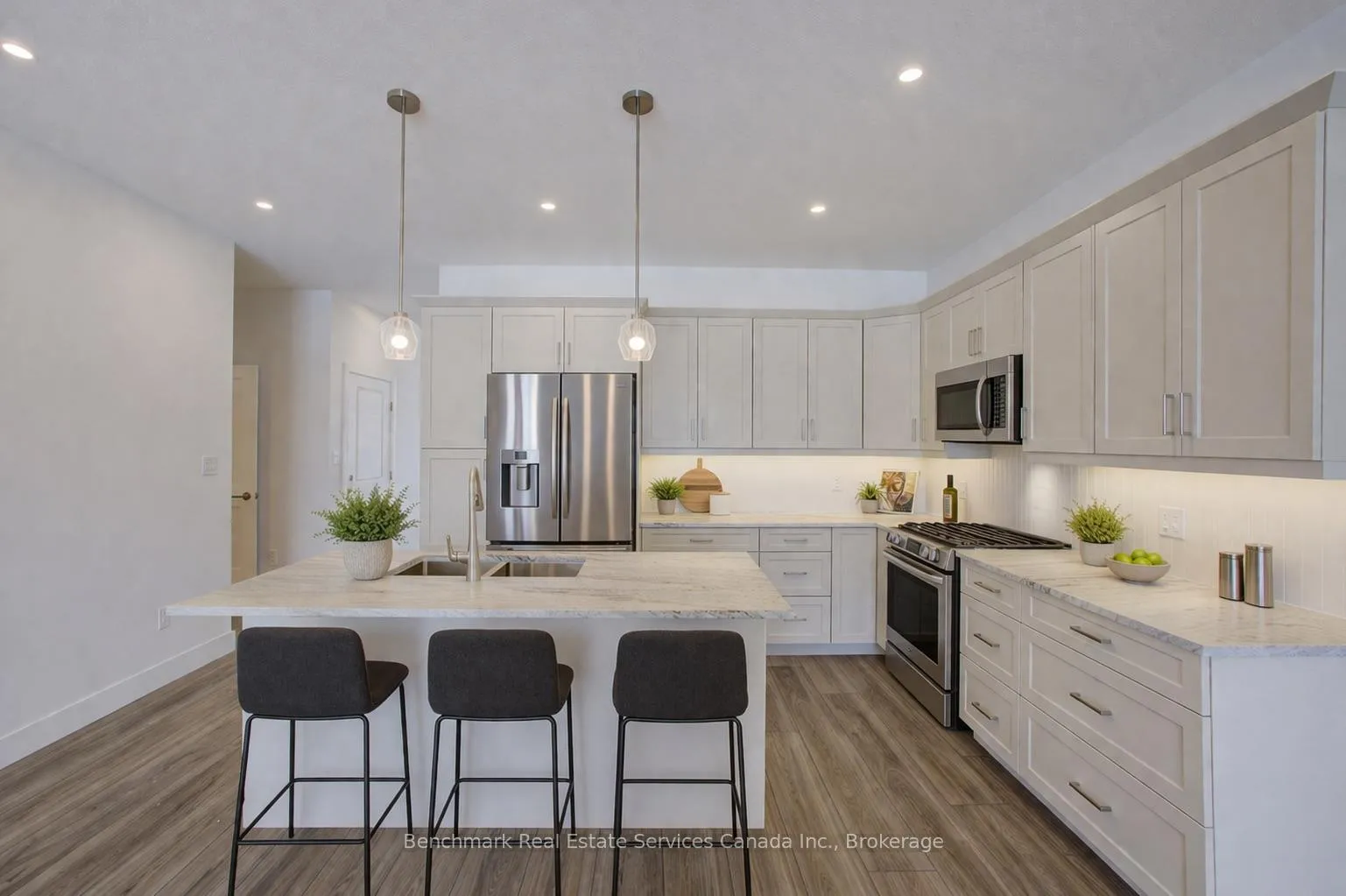 Photo 6 of 62 Cavalier Crescent, Huron-Kinloss — HOMEH