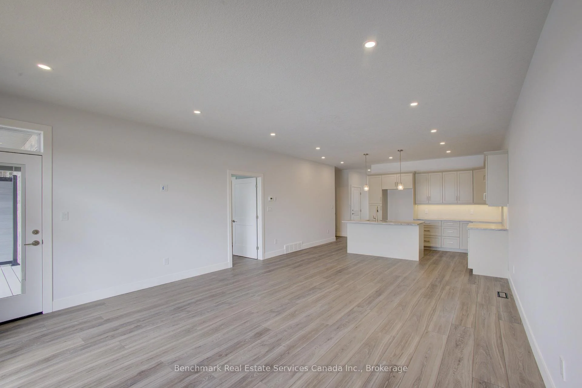 Photo 13 of 62 Cavalier Crescent, Huron-Kinloss — HOMEH