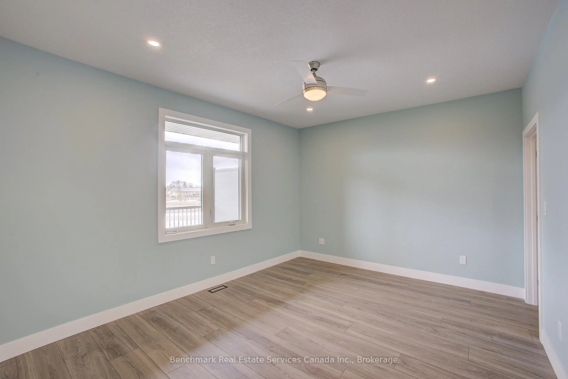 Photo 15 of 62 Cavalier Crescent, Huron-Kinloss — HOMEH
