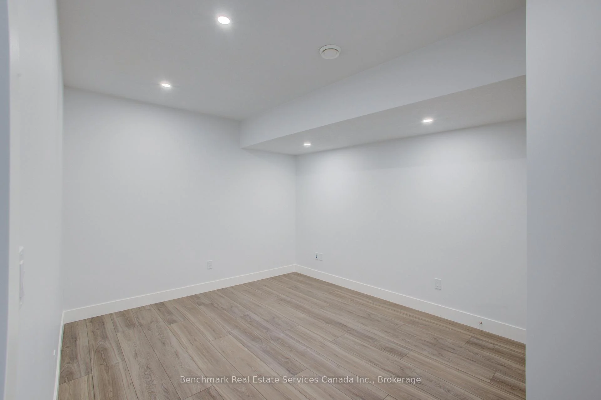 Photo 31 of 62 Cavalier Crescent, Huron-Kinloss — HOMEH