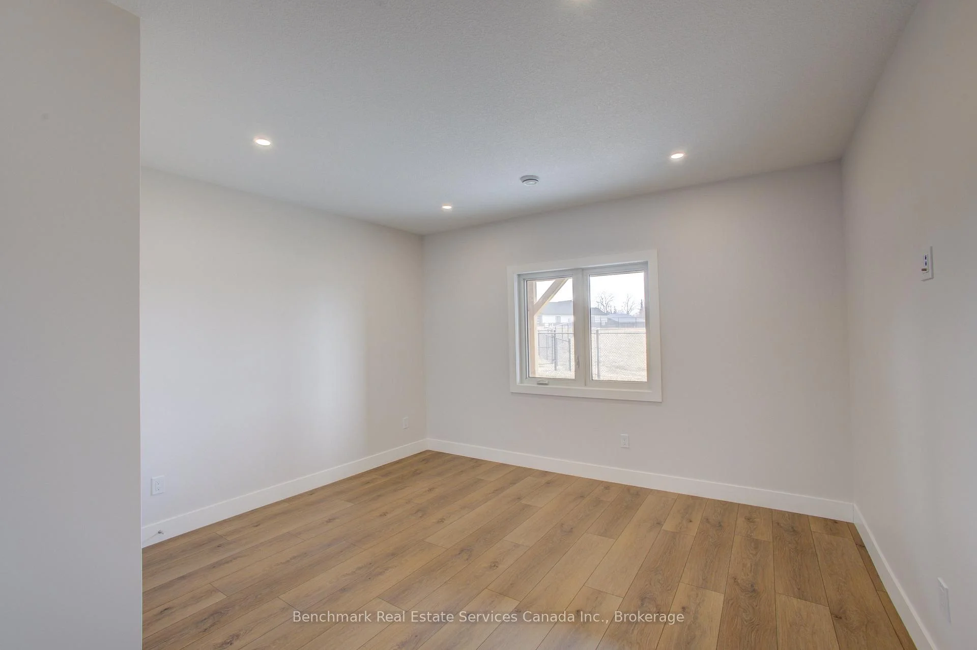 Photo 33 of 64 Cavalier Crescent, Huron-Kinloss — HOMEH