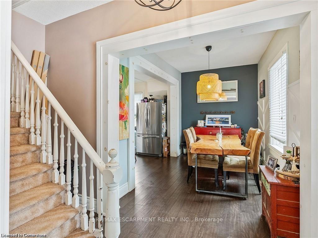 Photo 9 of 28 Market Street, Brant, Paris — HOMEH