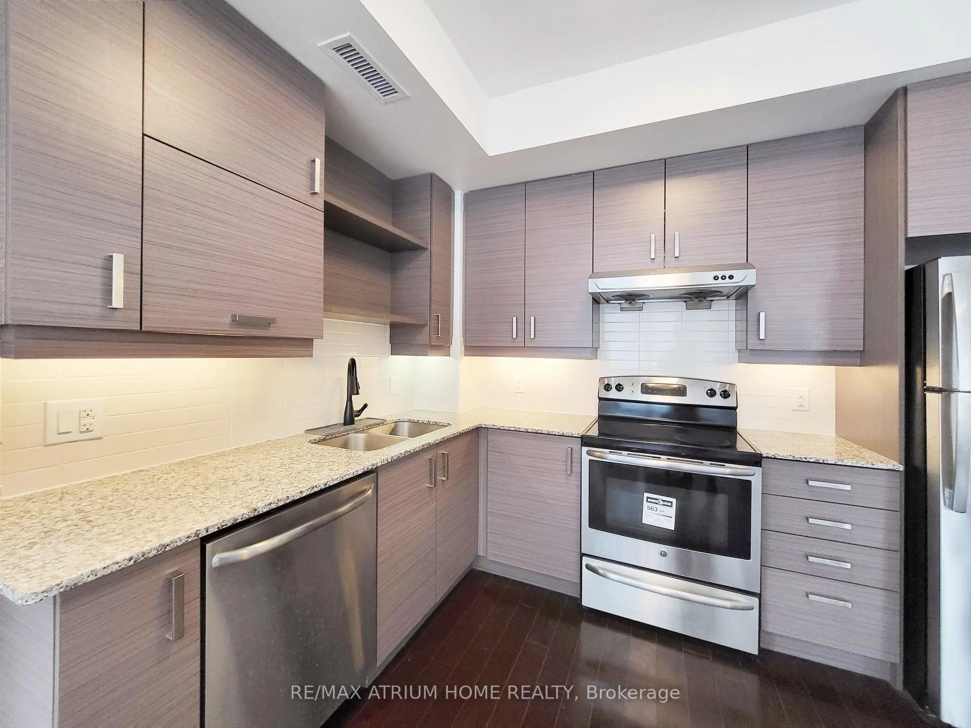Photo 1 of Unit 317, 1 Uptown Drive, Markham, Unionville — HOMEH