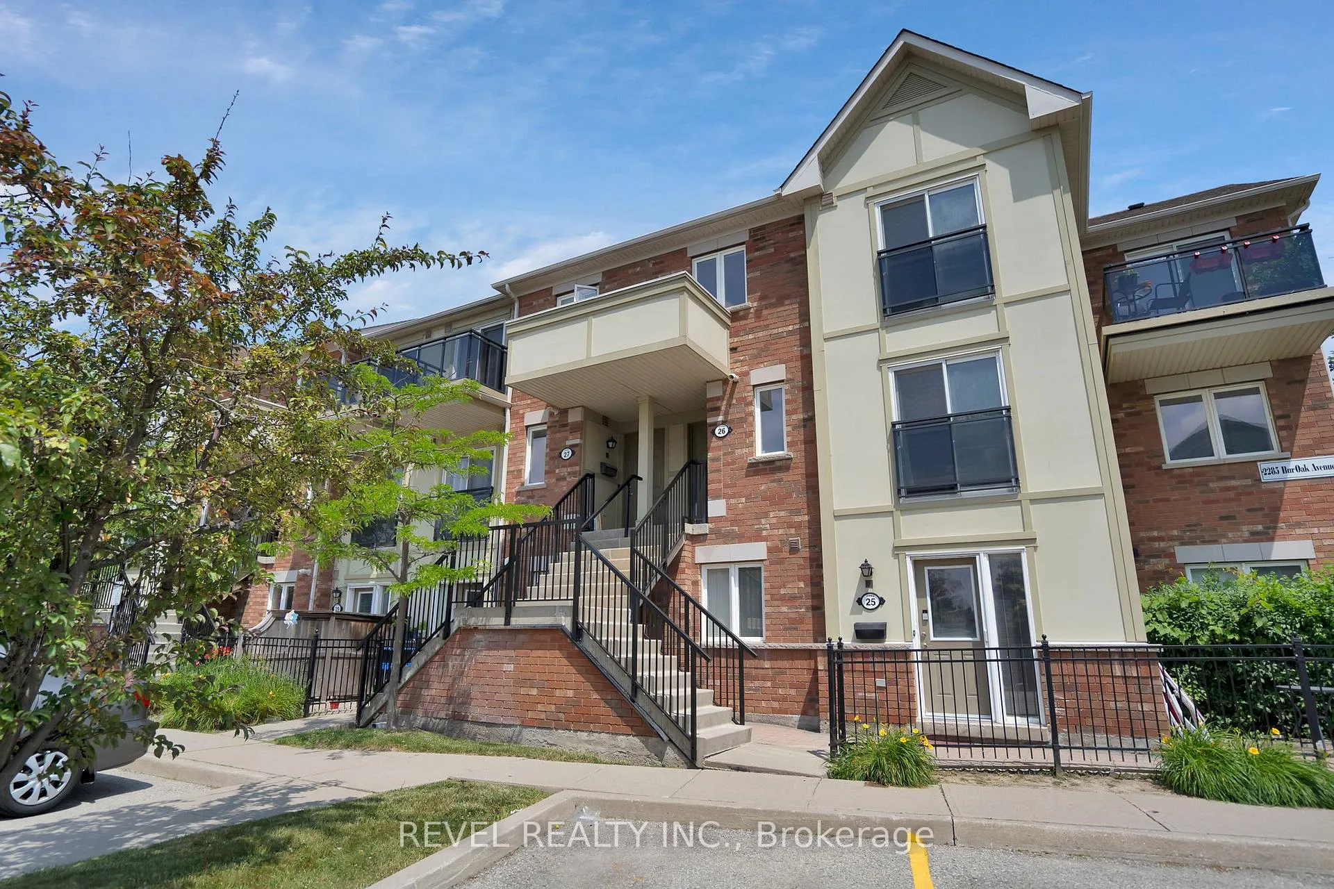 Photo 3 of Unit 26, 2285 Bur Oak Avenue, Markham, Greensborough — HOMEH