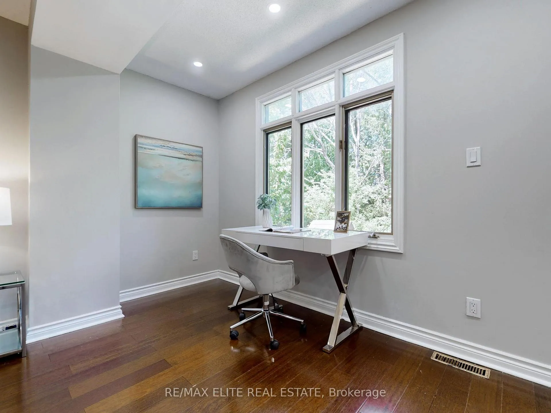 Photo 6 of 100 Seaton Drive, Aurora, Aurora Highlands — HOMEH
