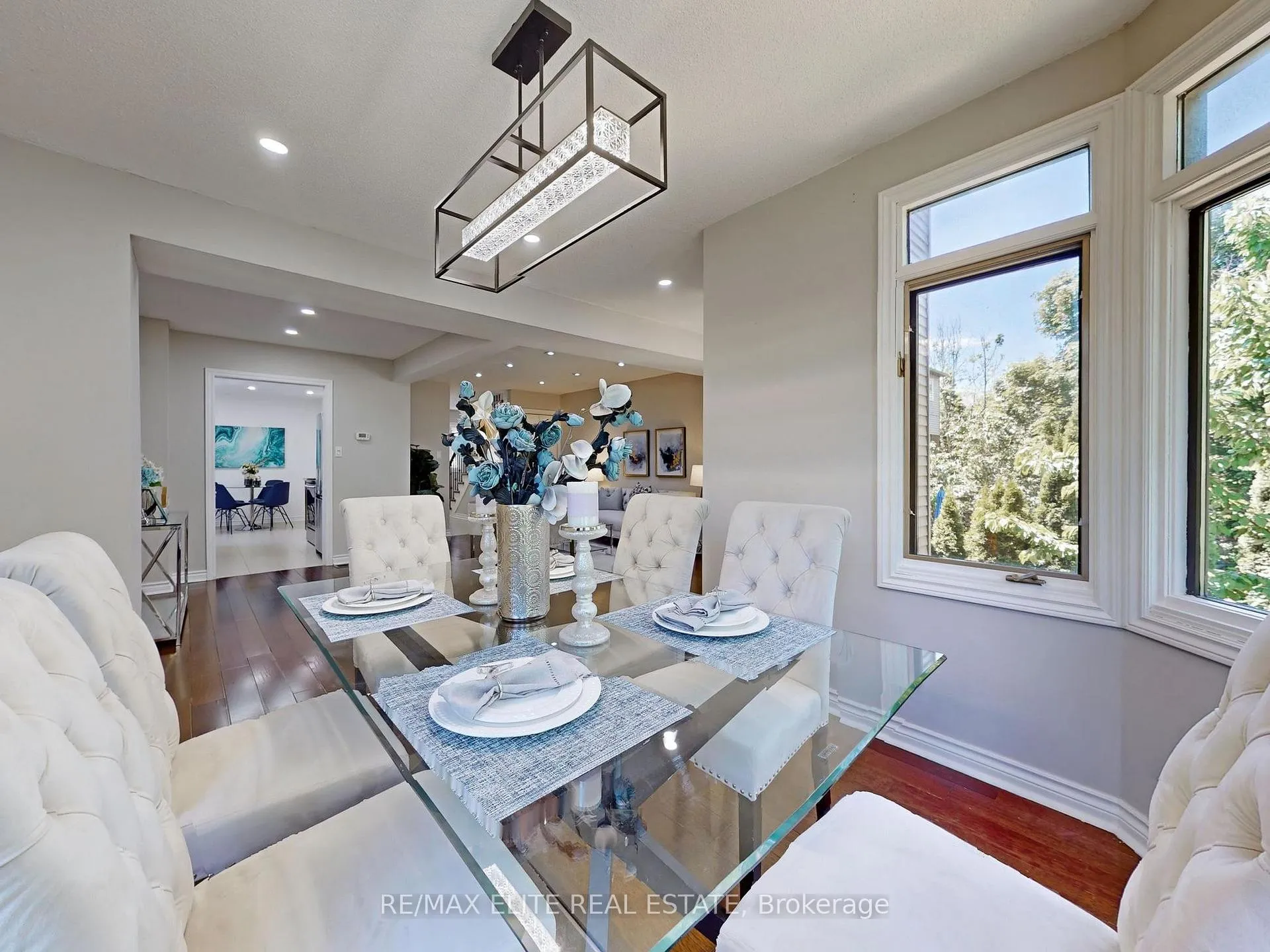 Photo 10 of 100 Seaton Drive, Aurora, Aurora Highlands — HOMEH