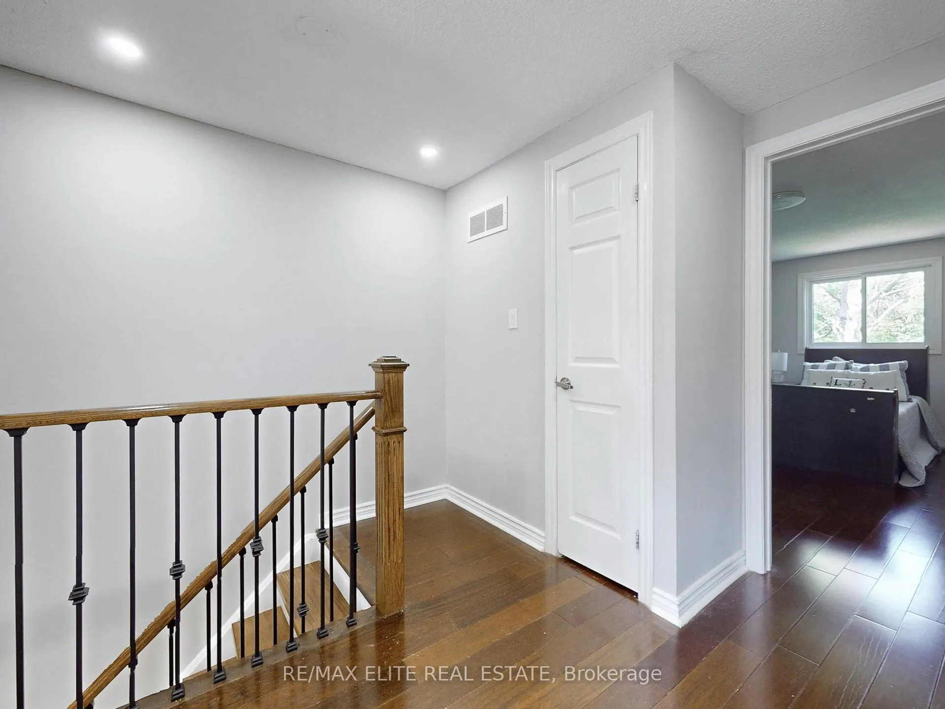Photo 15 of 100 Seaton Drive, Aurora, Aurora Highlands — HOMEH