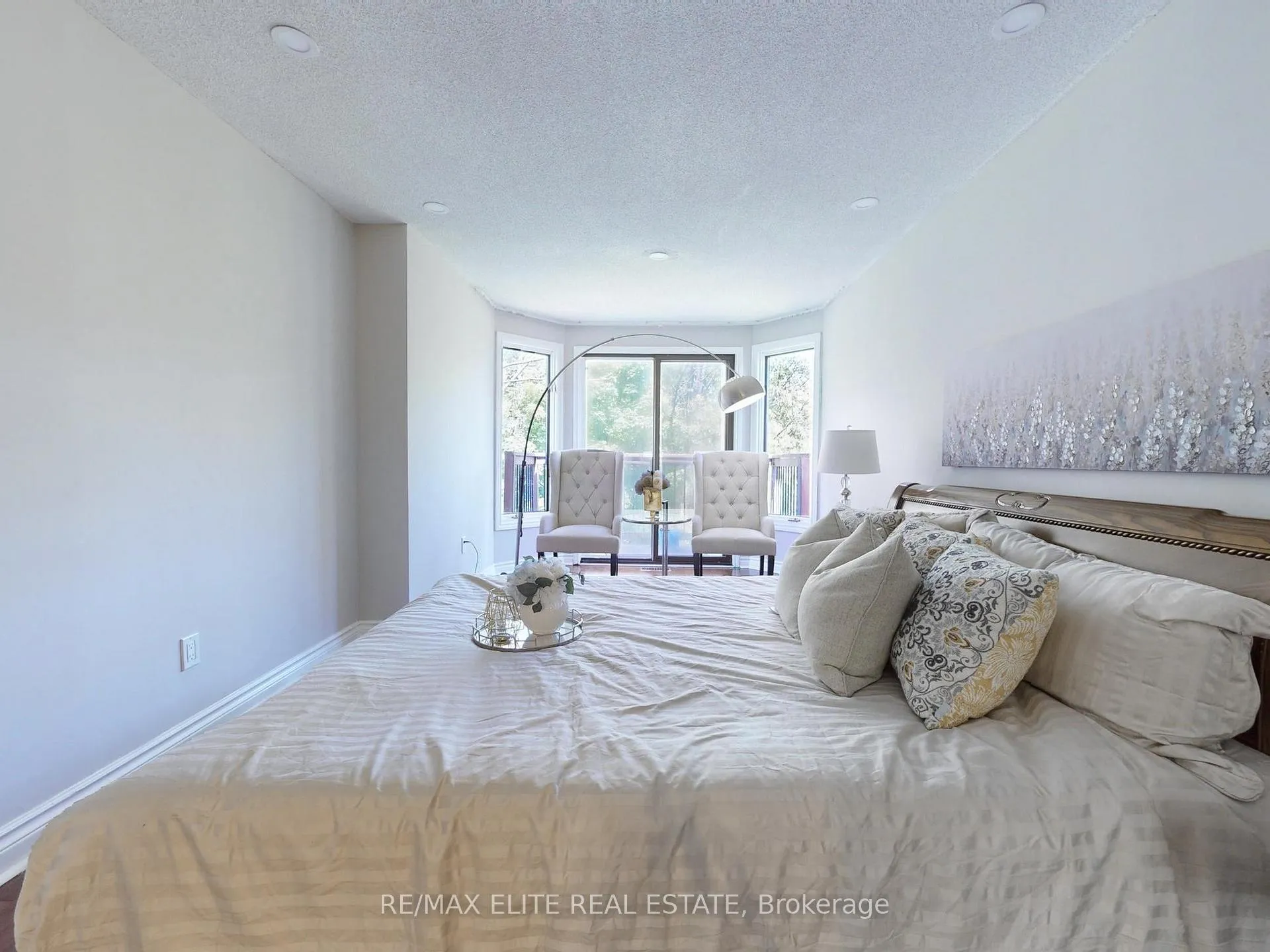 Photo 18 of 100 Seaton Drive, Aurora, Aurora Highlands — HOMEH