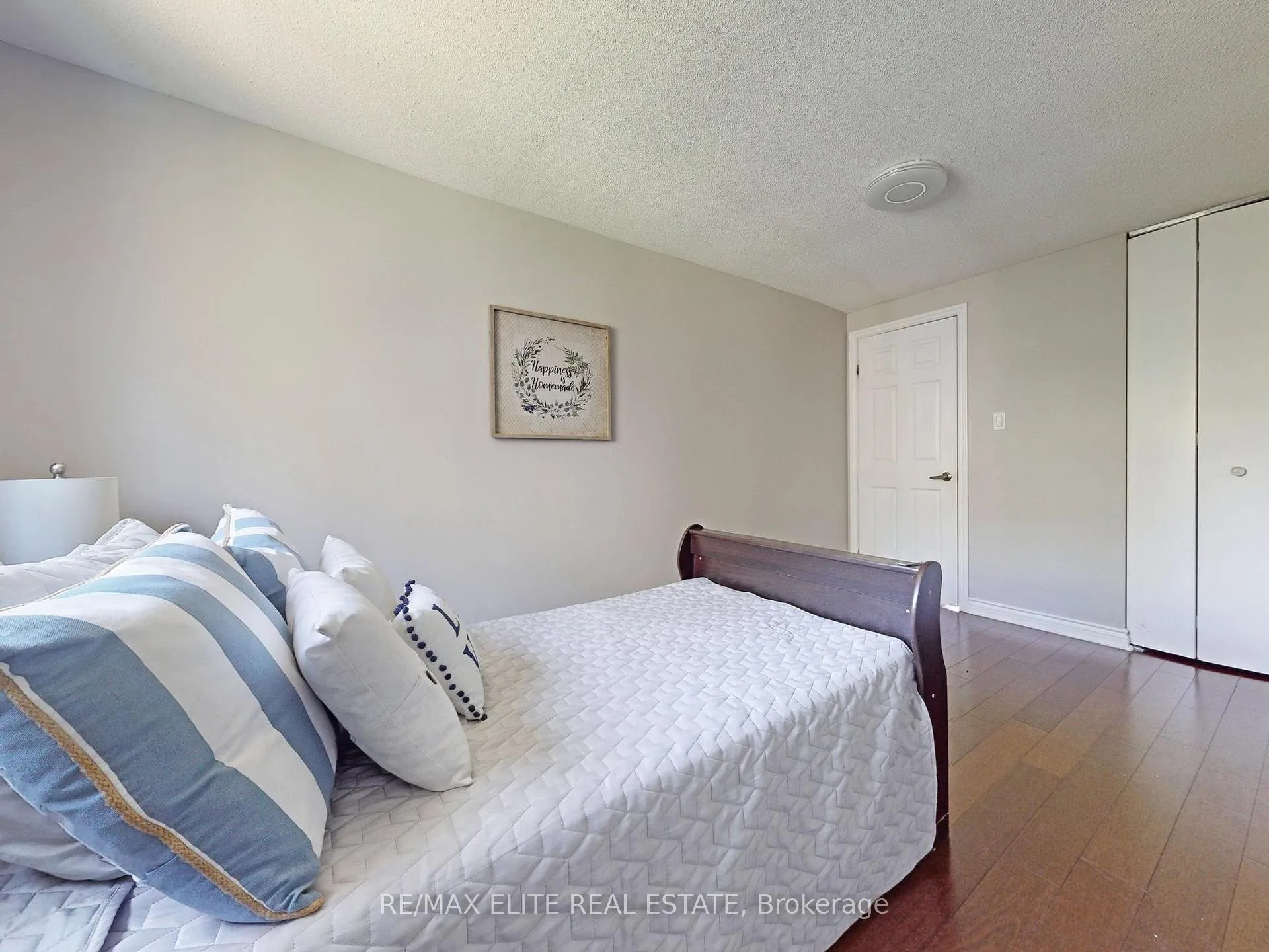 Photo 22 of 100 Seaton Drive, Aurora, Aurora Highlands — HOMEH