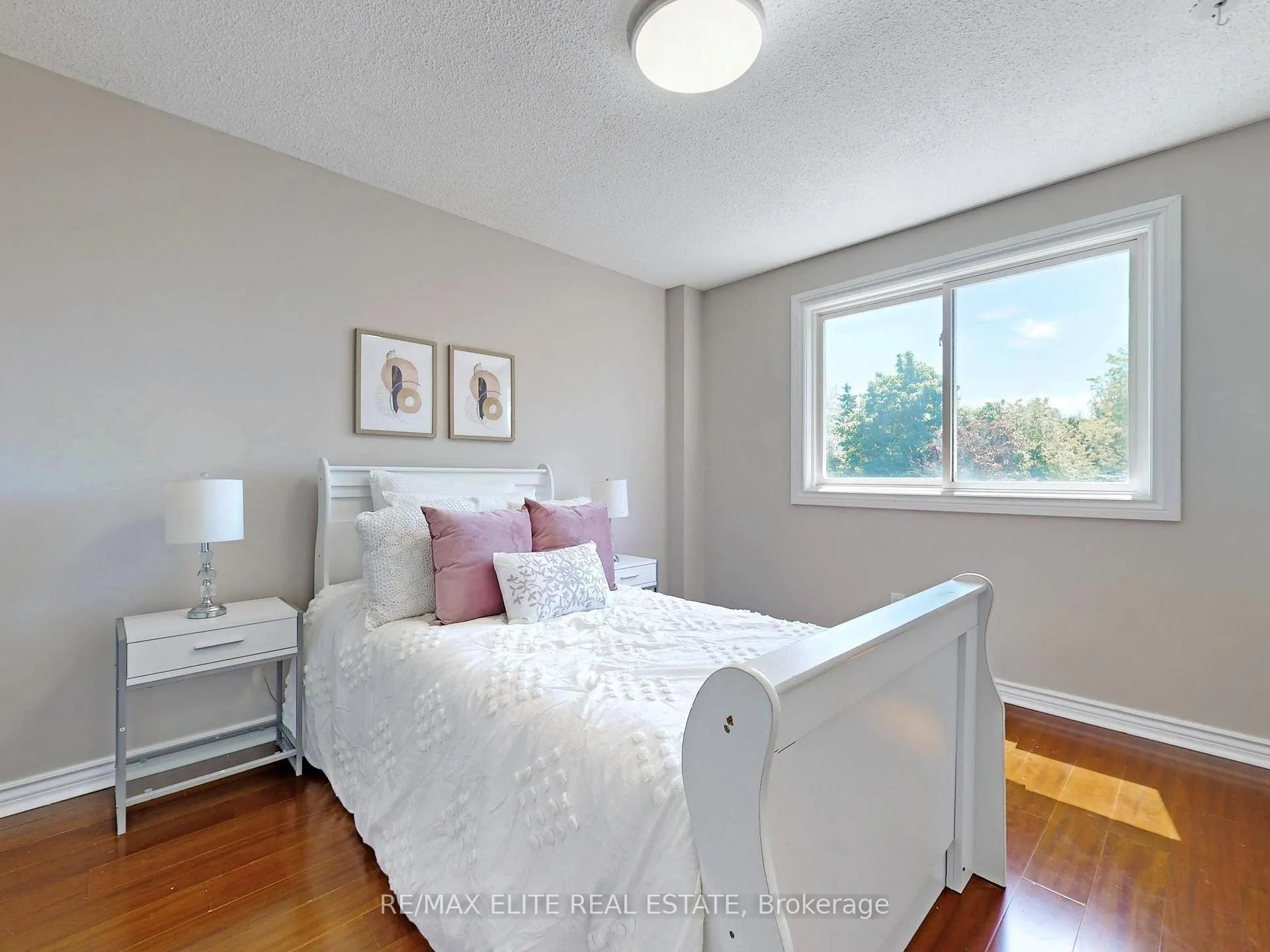 Photo 23 of 100 Seaton Drive, Aurora, Aurora Highlands — HOMEH