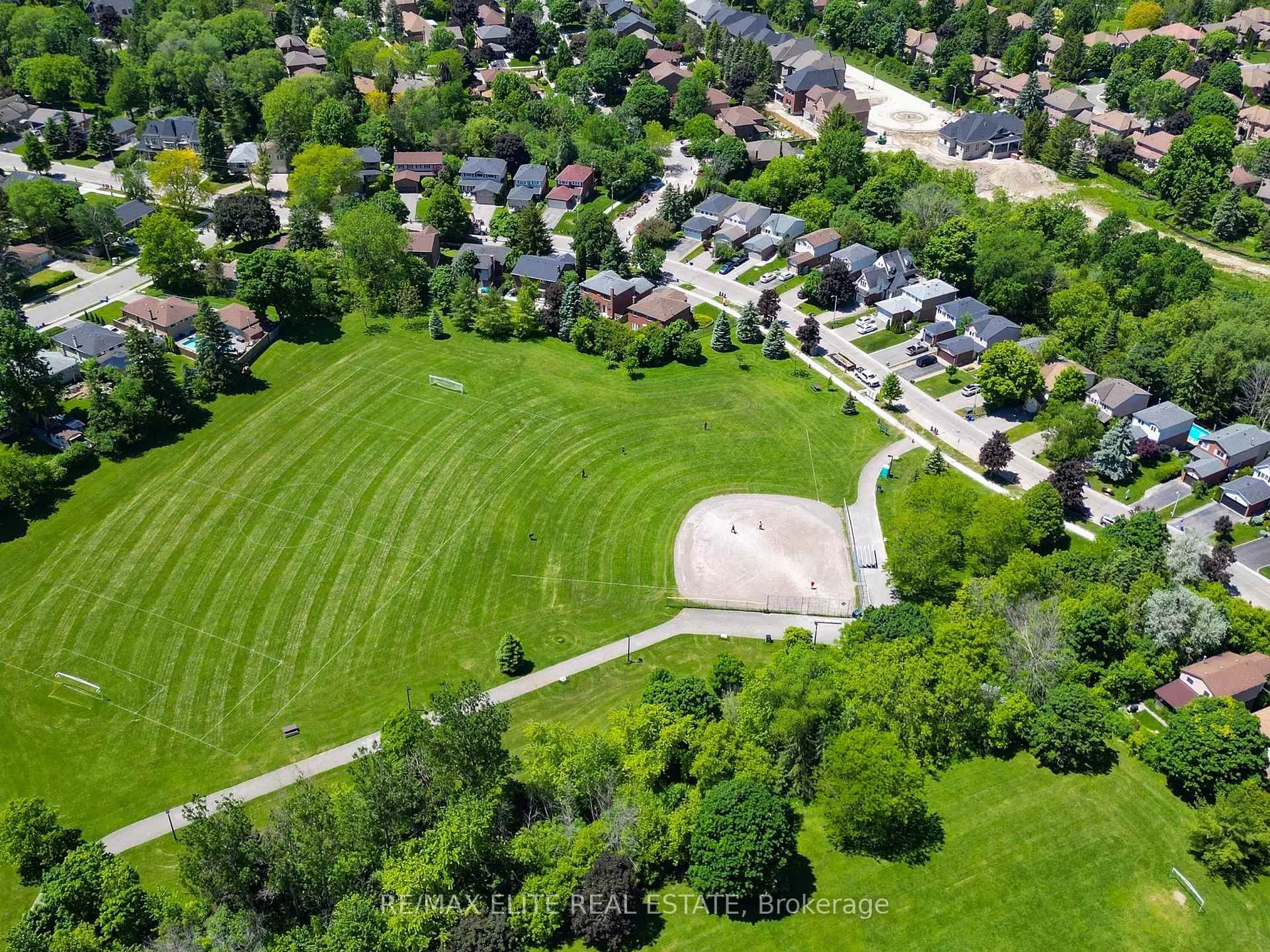 Photo 36 of 100 Seaton Drive, Aurora, Aurora Highlands — HOMEH