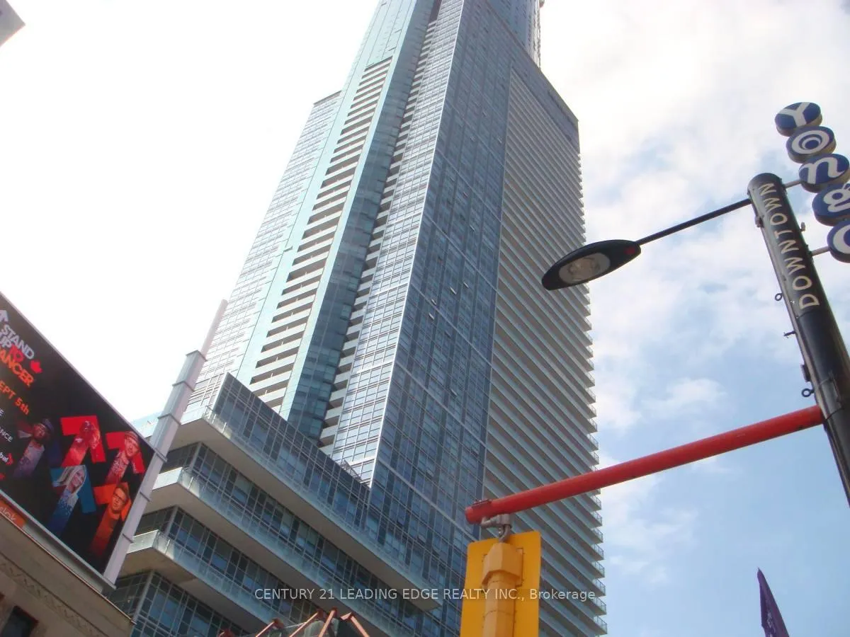 Photo 1 of Unit 5216, 386 Yonge Street, Toronto, Bay Street Corridor — HOMEH