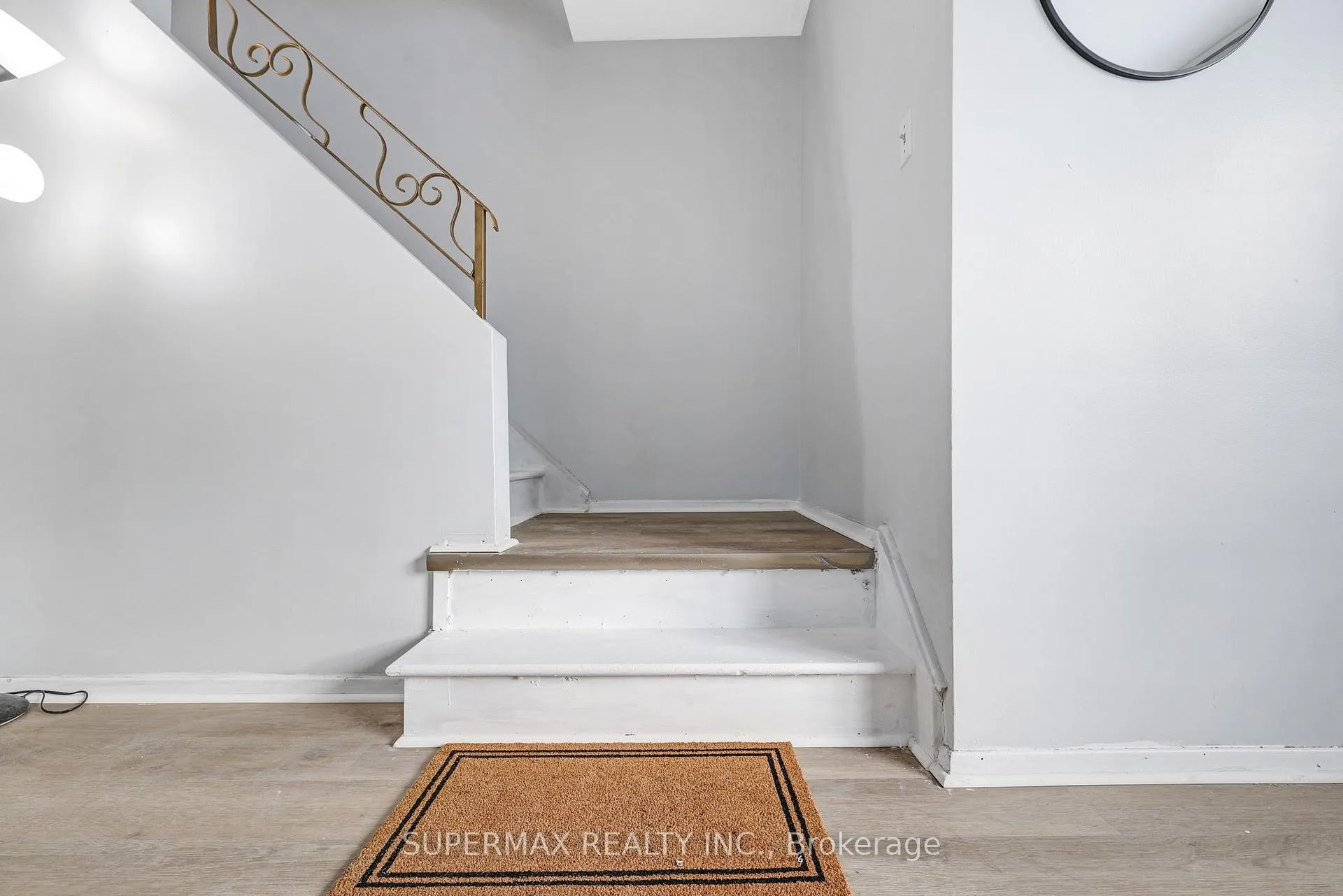 Photo 19 of 225 Lake Avenue, Hamilton, Riverdale — HOMEH