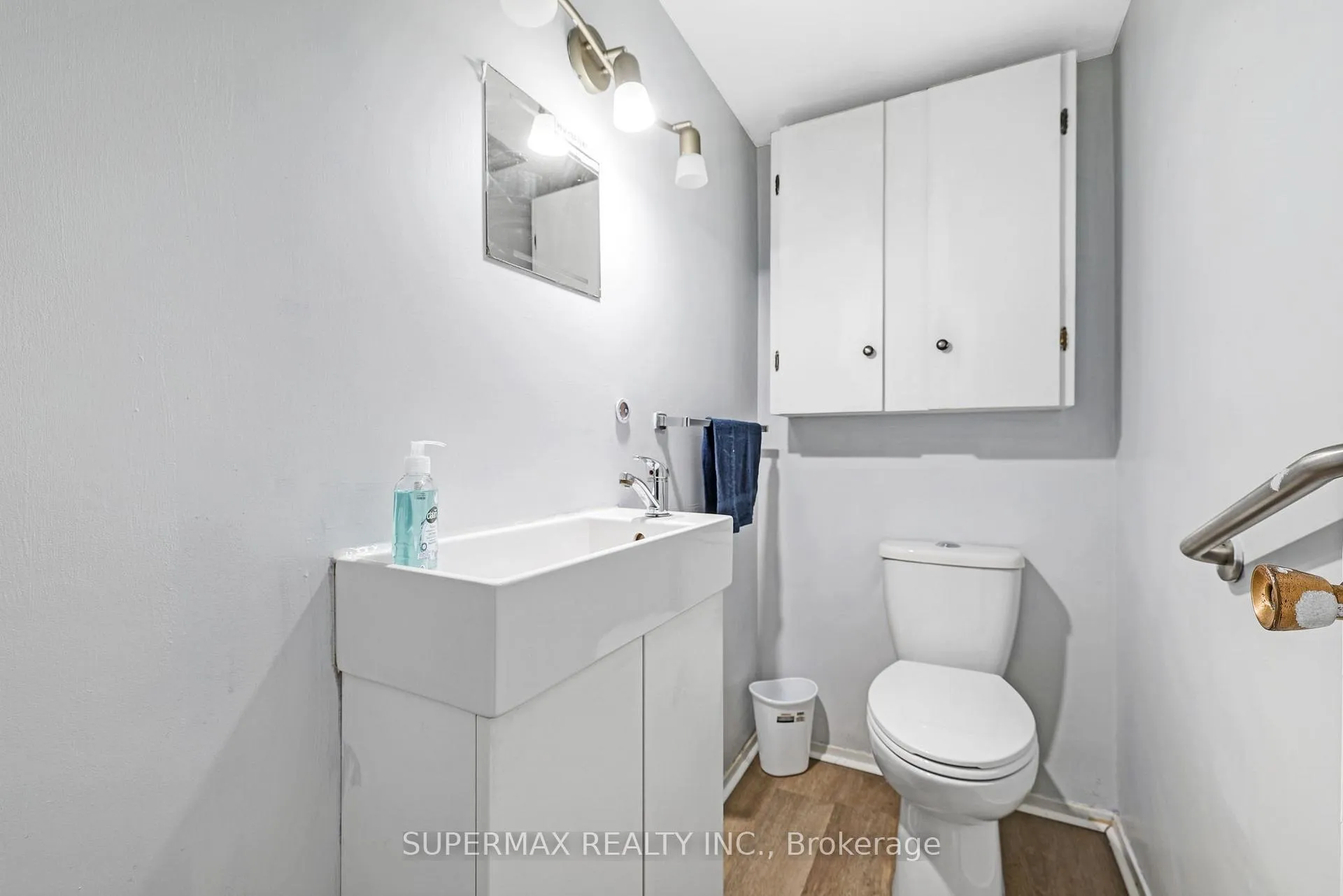 Photo 20 of 225 Lake Avenue, Hamilton, Riverdale — HOMEH