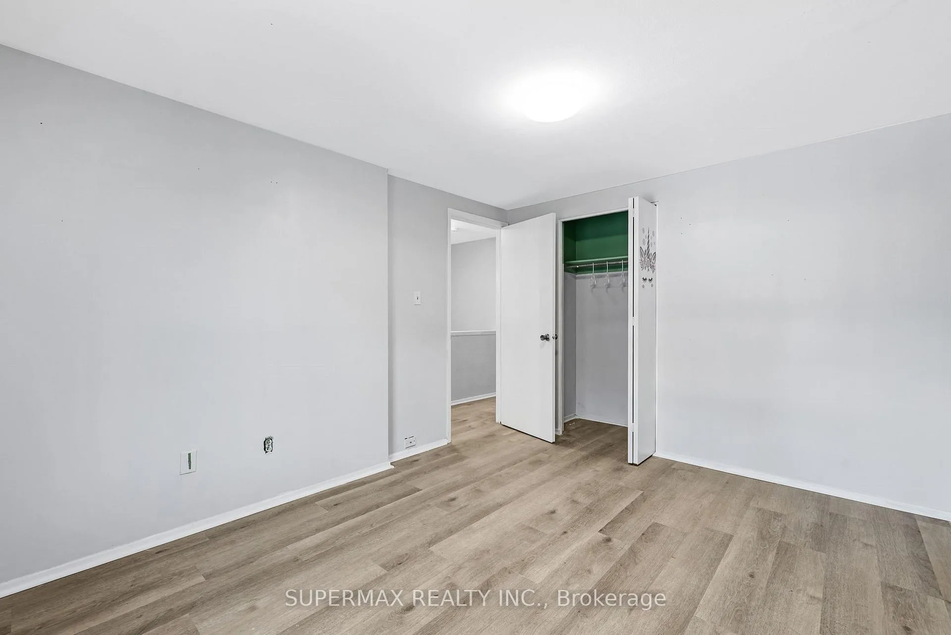 Photo 27 of 225 Lake Avenue, Hamilton, Riverdale — HOMEH
