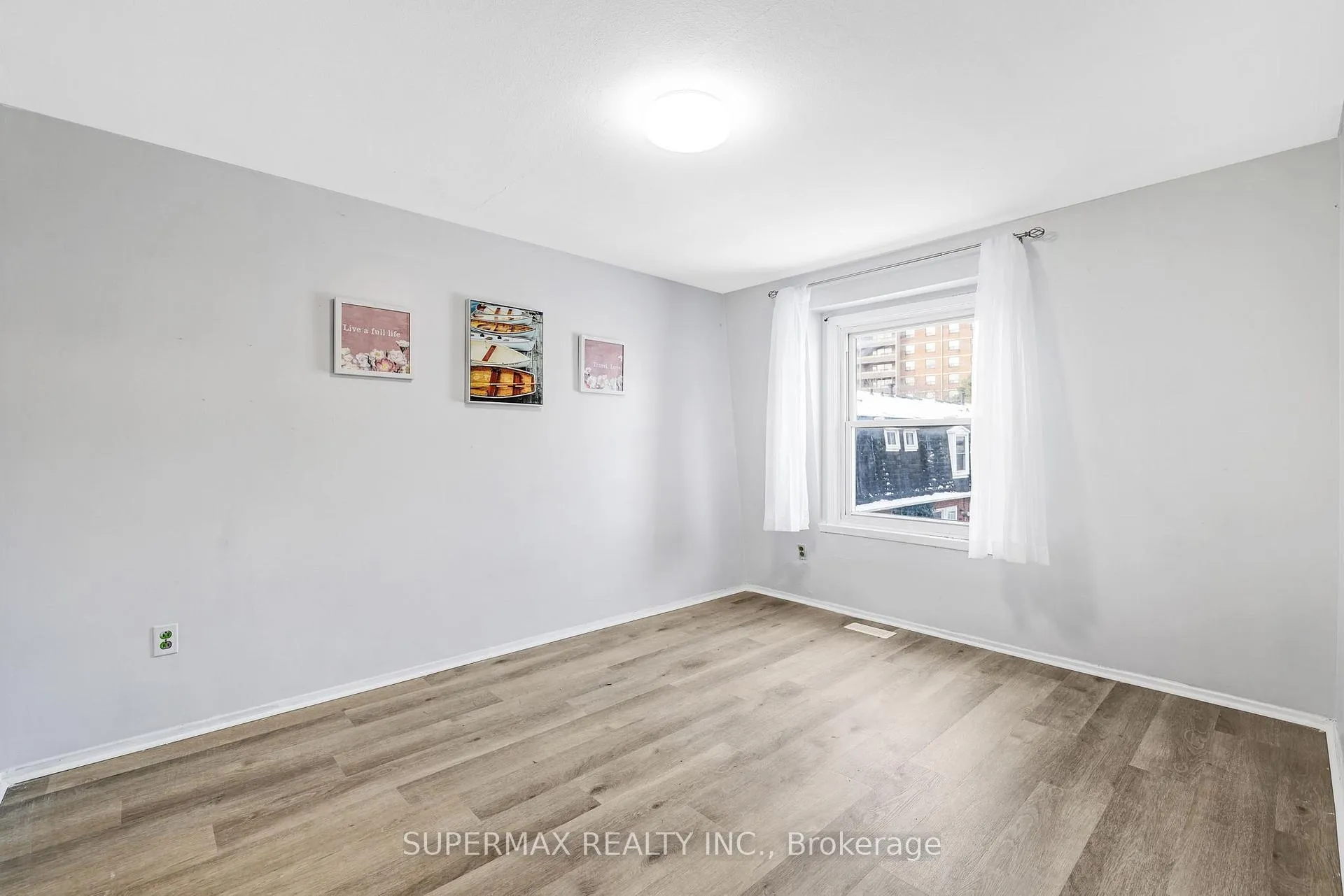 Photo 28 of 225 Lake Avenue, Hamilton, Riverdale — HOMEH
