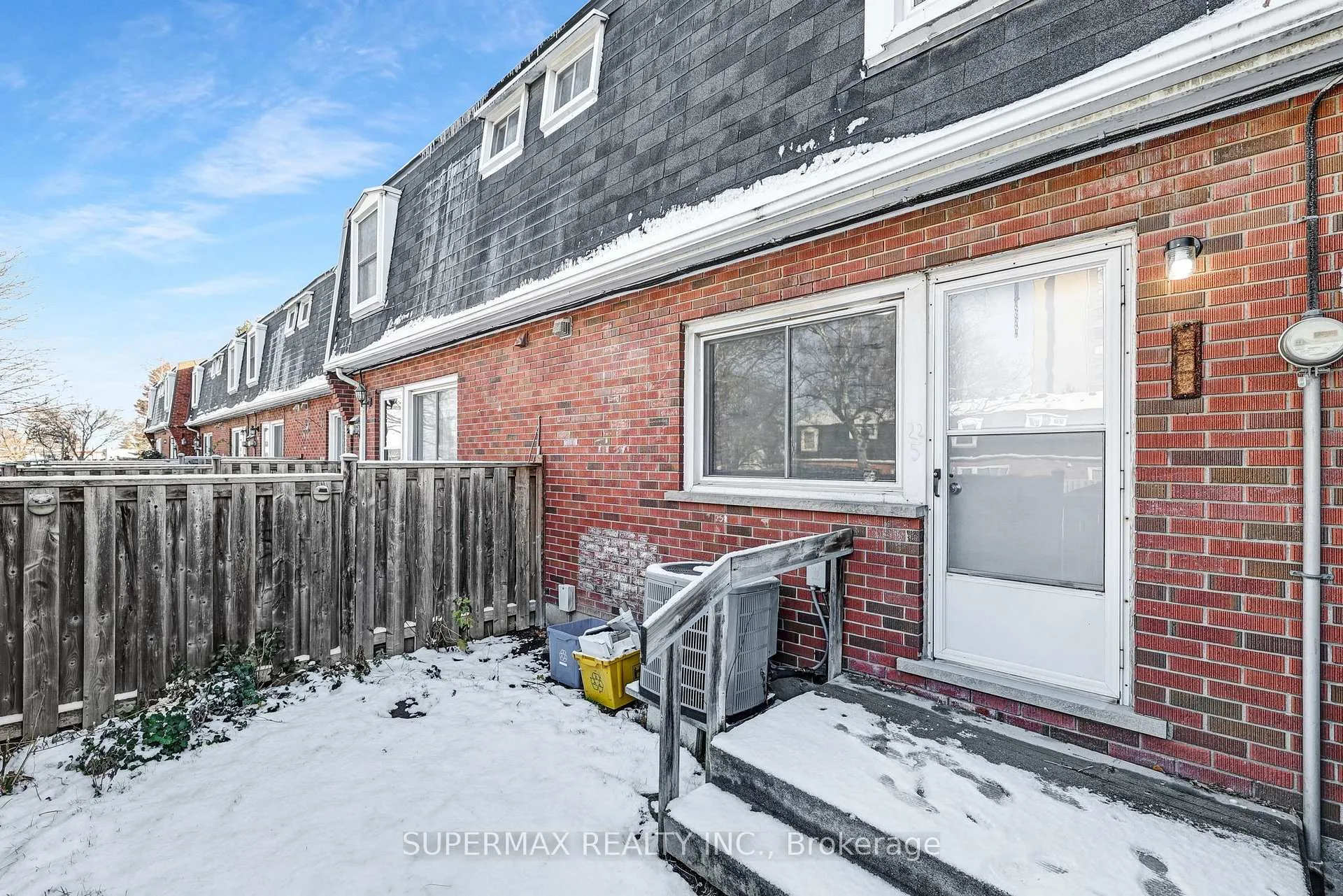 Photo 34 of 225 Lake Avenue, Hamilton, Riverdale — HOMEH