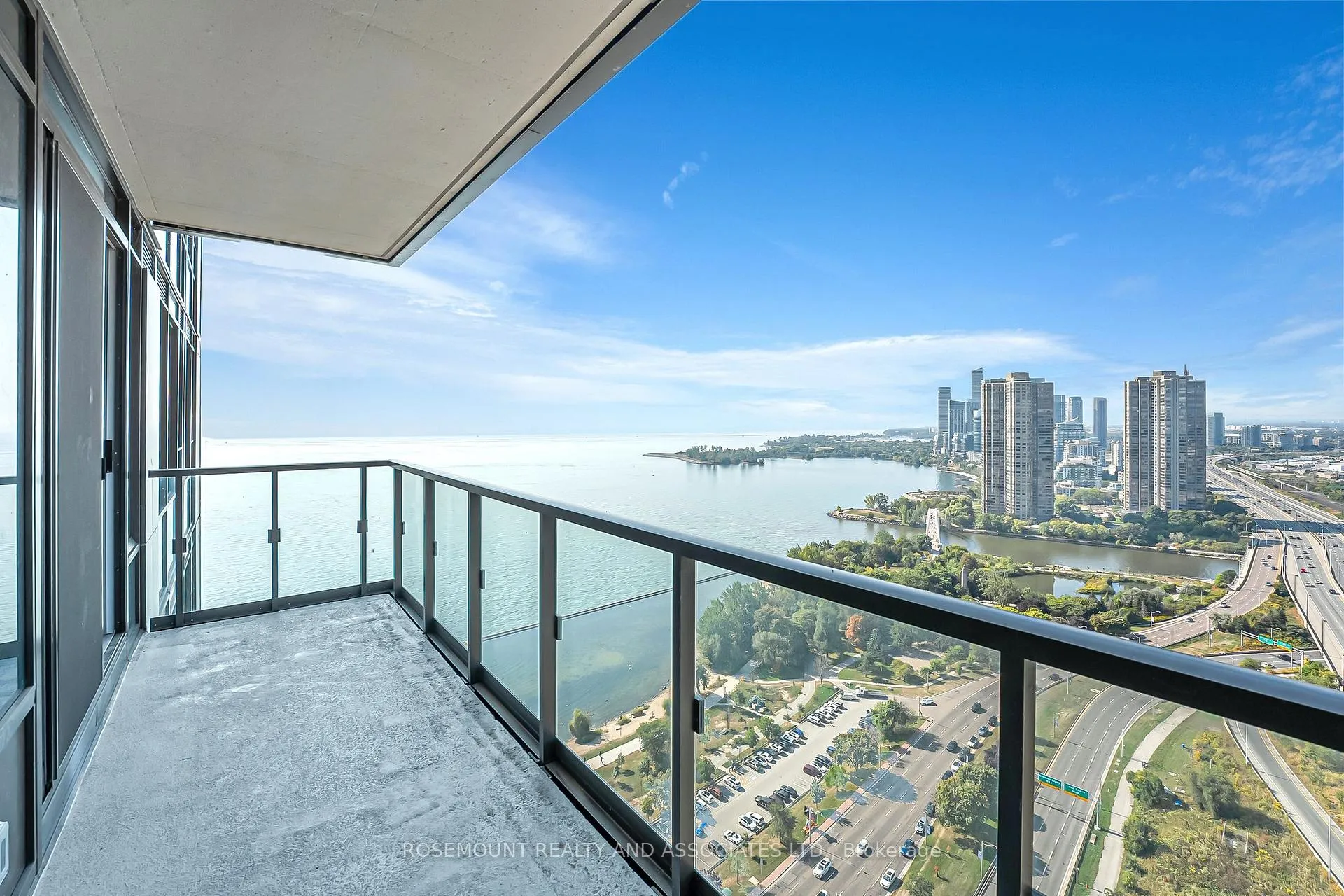 Front of Unit 3710, 1928 Lake Shore Boulevard W