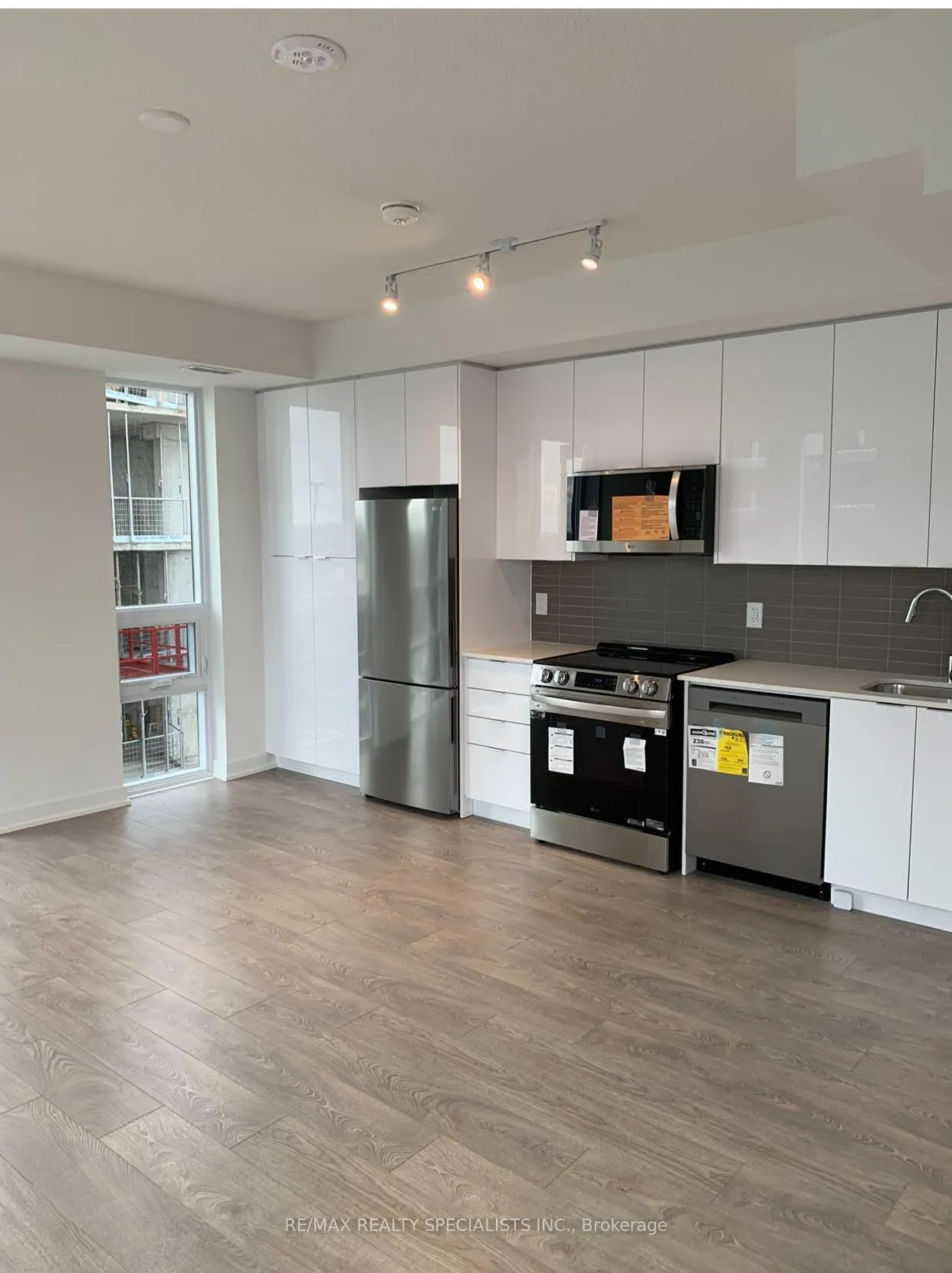 Photo 2 of Unit 617, 225 Malta Avenue, Brampton, Fletcher's Creek South — HOMEH