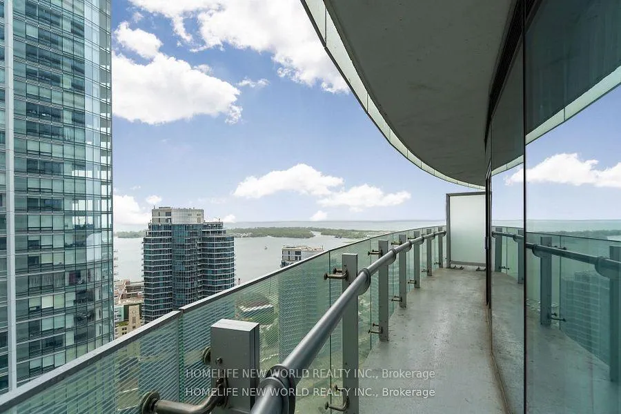 Photo 18 of Unit 3402, 12 York Street, Toronto, Waterfront Communities — HOMEH