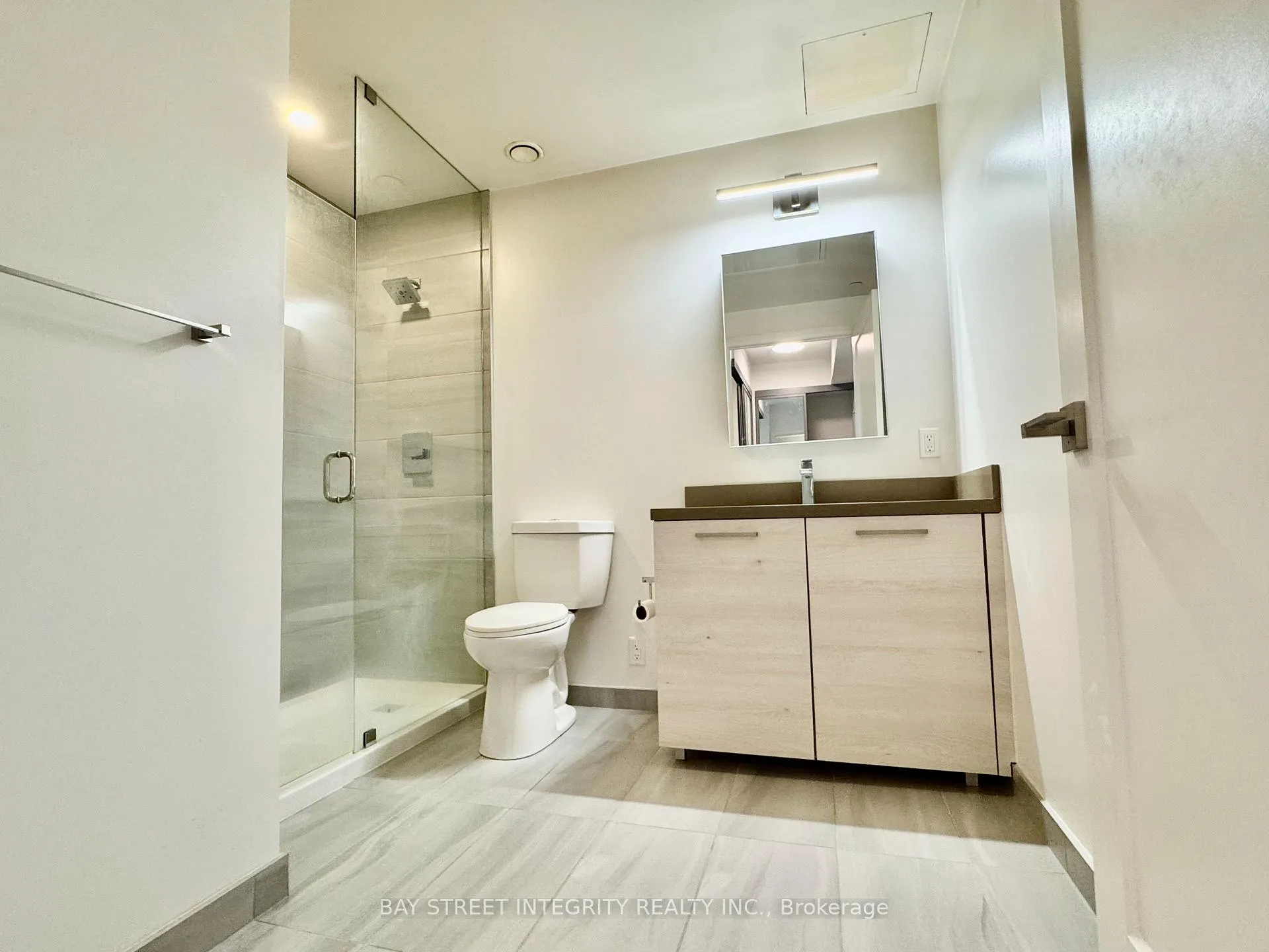Photo 4 of Unit 2315, 12 Gandhi Lane, Markham, Commerce Valley — HOMEH