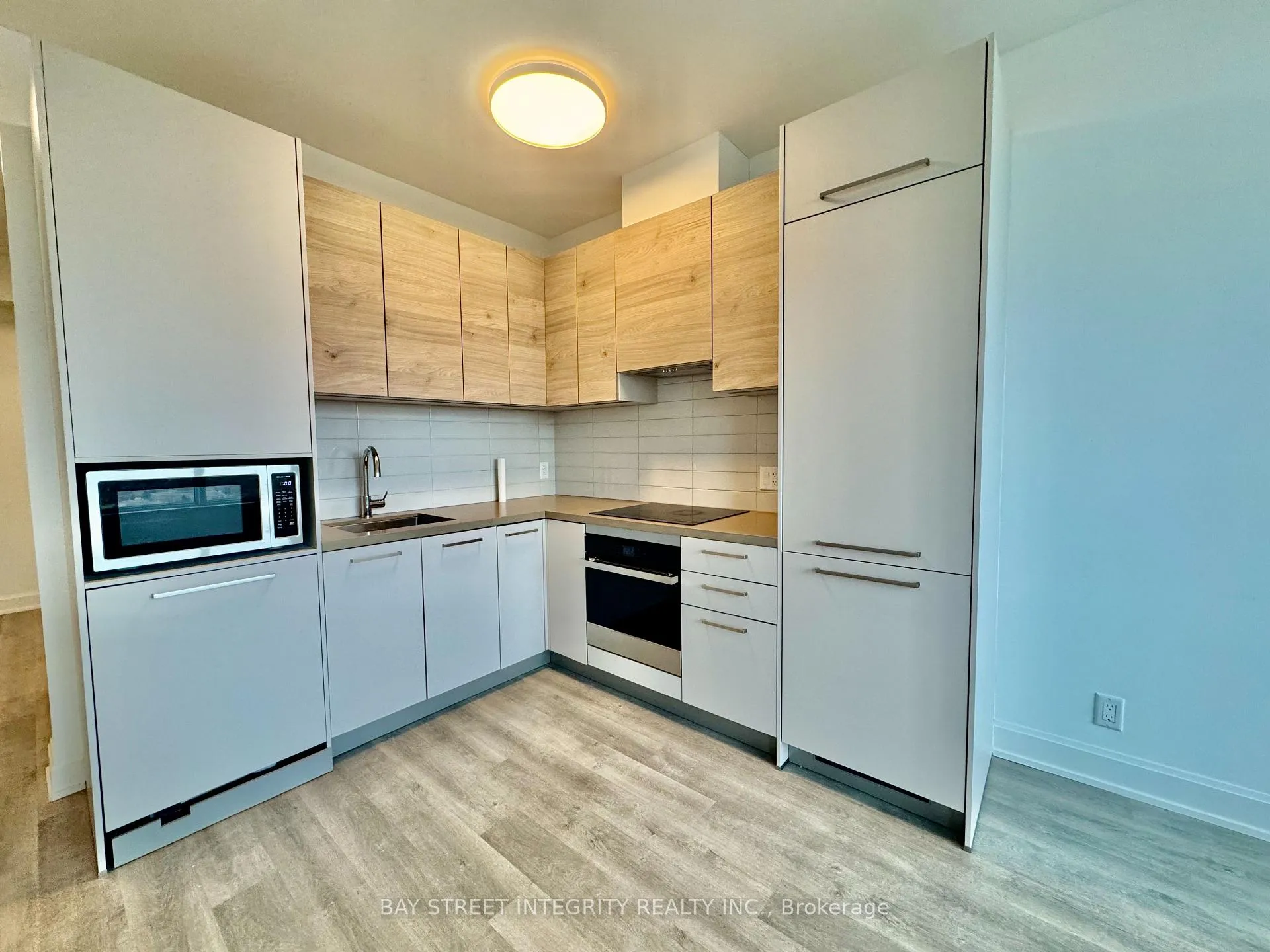 Photo 5 of Unit 2315, 12 Gandhi Lane, Markham, Commerce Valley — HOMEH